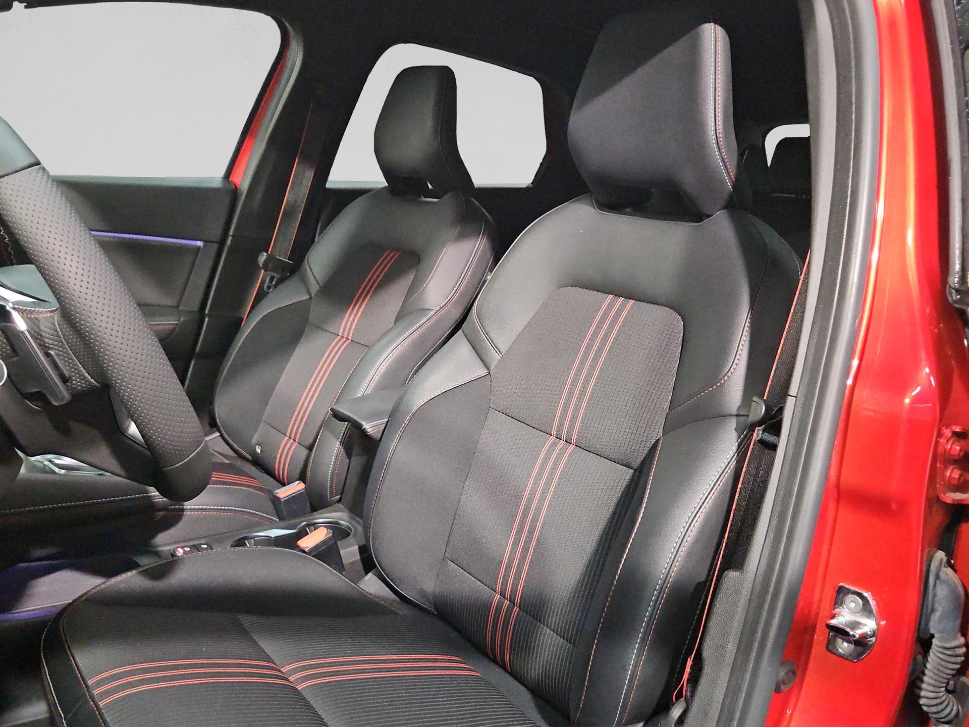 RENAULT Captur 1.3 TCe EDC R.S.Line EDC-image-8