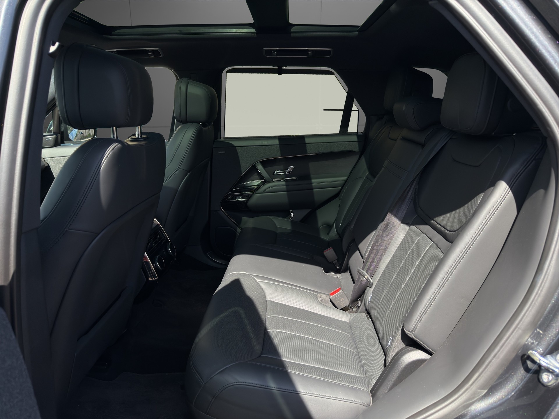 LAND ROVER Range Rover Sport D300 3.0 TD6 MHEV Dynamic SE Automatic-image-7