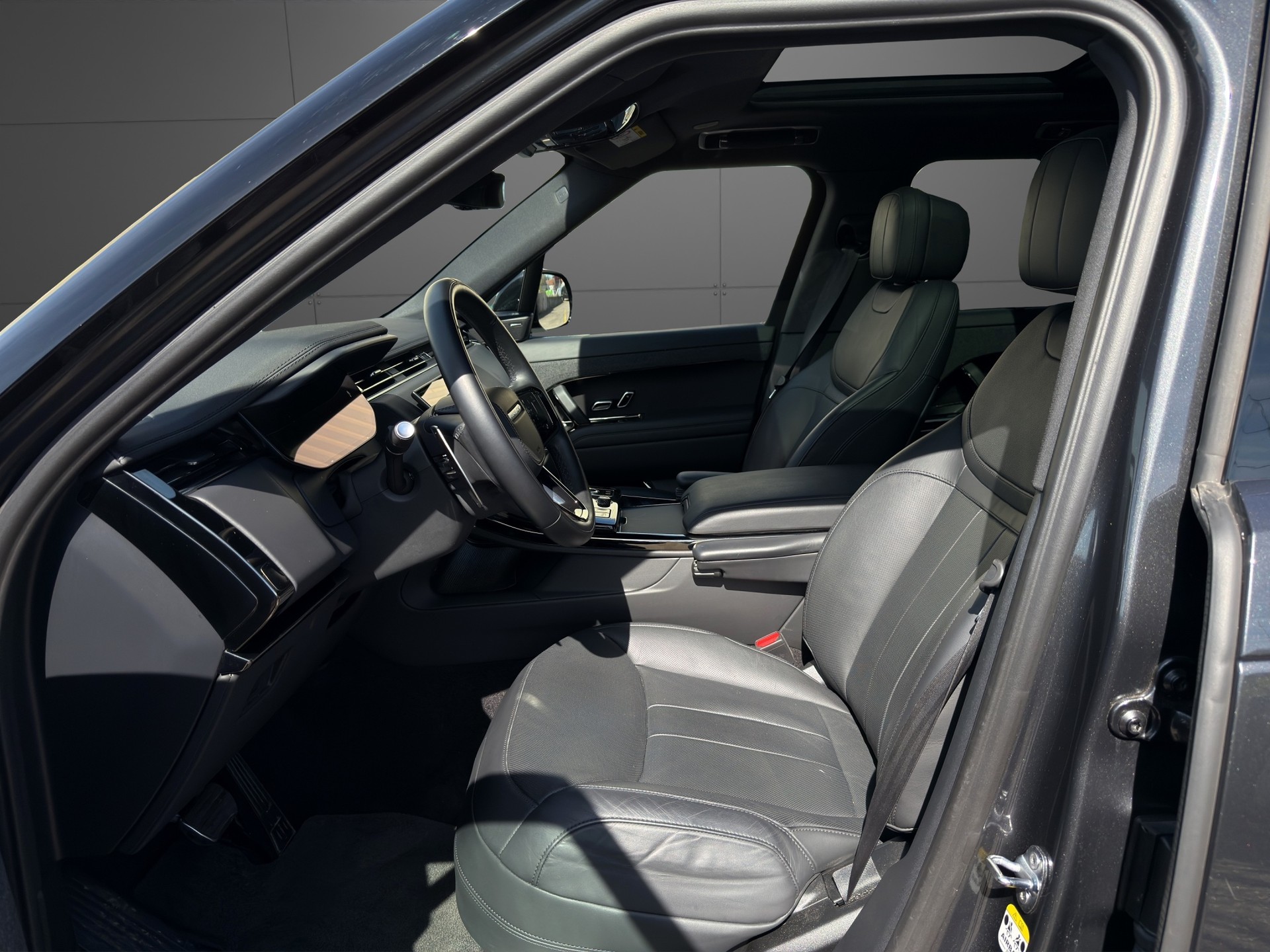 LAND ROVER Range Rover Sport D300 3.0 TD6 MHEV Dynamic SE Automatic-image-4