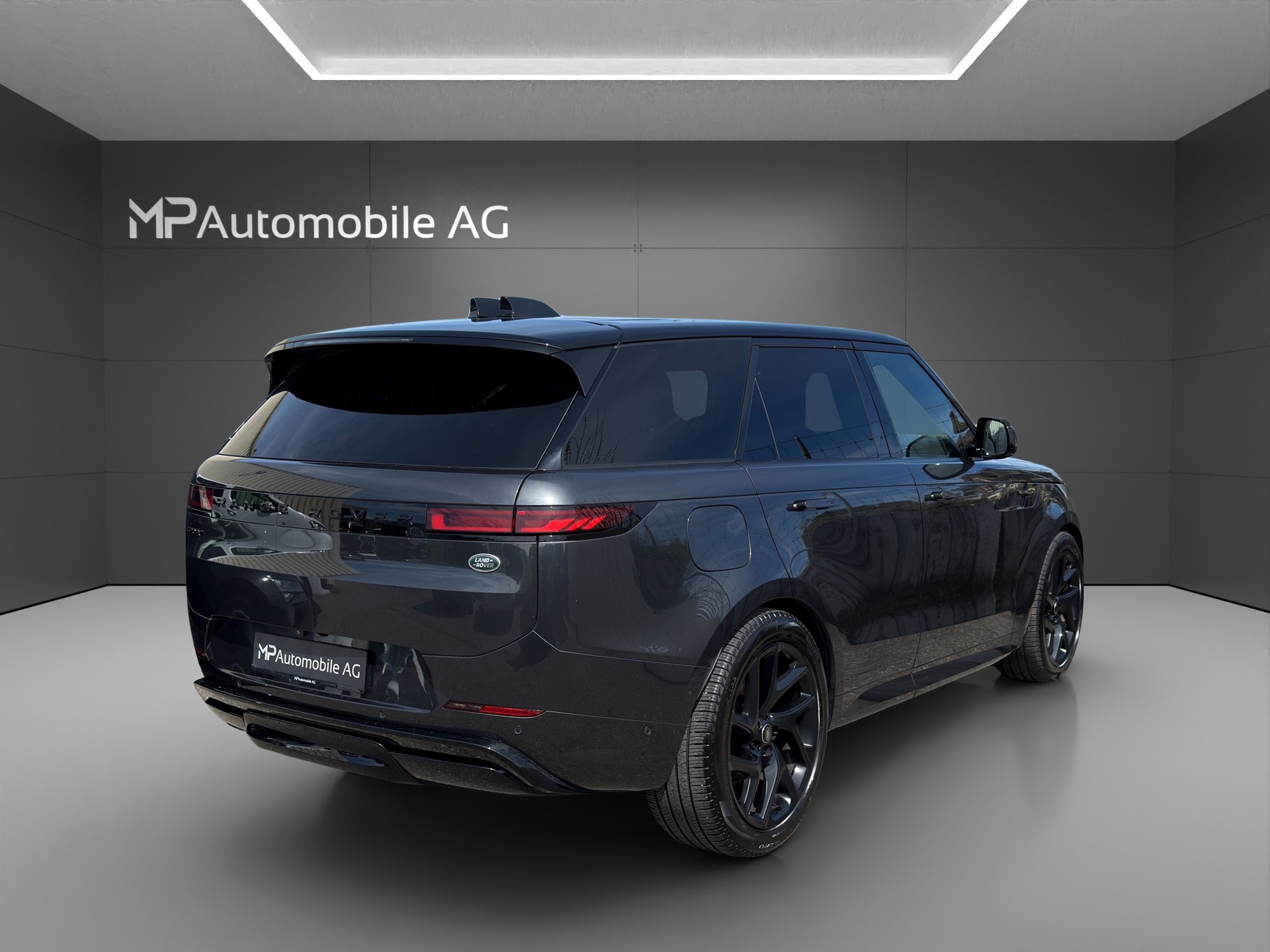 LAND ROVER Range Rover Sport D300 3.0 TD6 MHEV Dynamic SE Automatic-image-2
