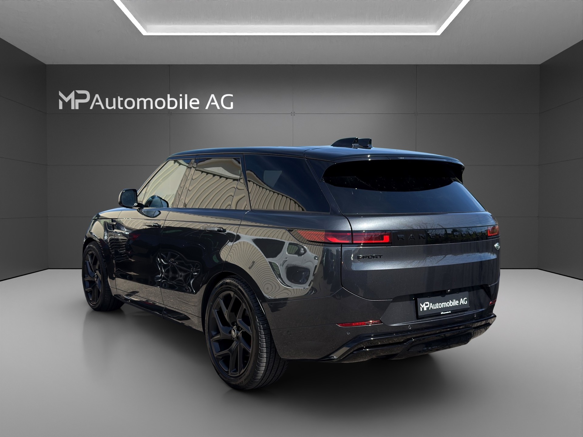 LAND ROVER Range Rover Sport D300 3.0 TD6 MHEV Dynamic SE Automatic-image-3