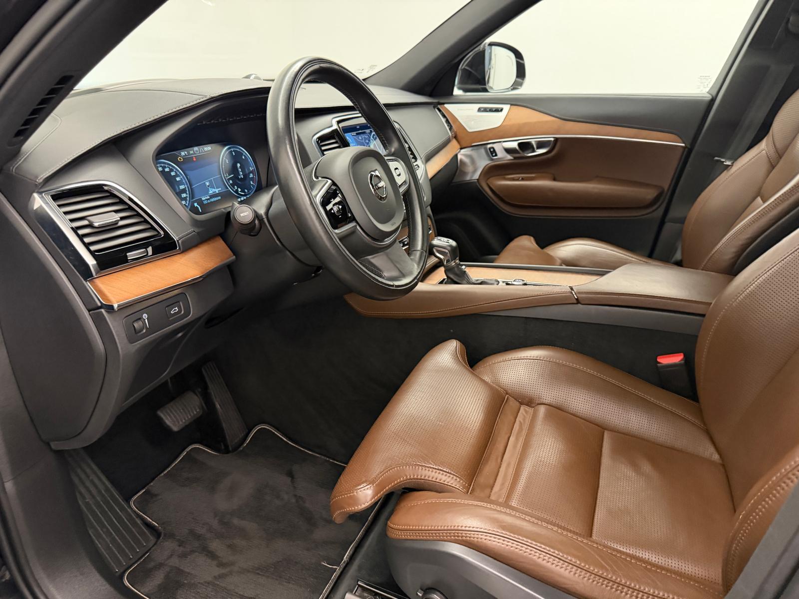 VOLVO XC90 2.0 D5 Inscription 7P. AWD-image-9
