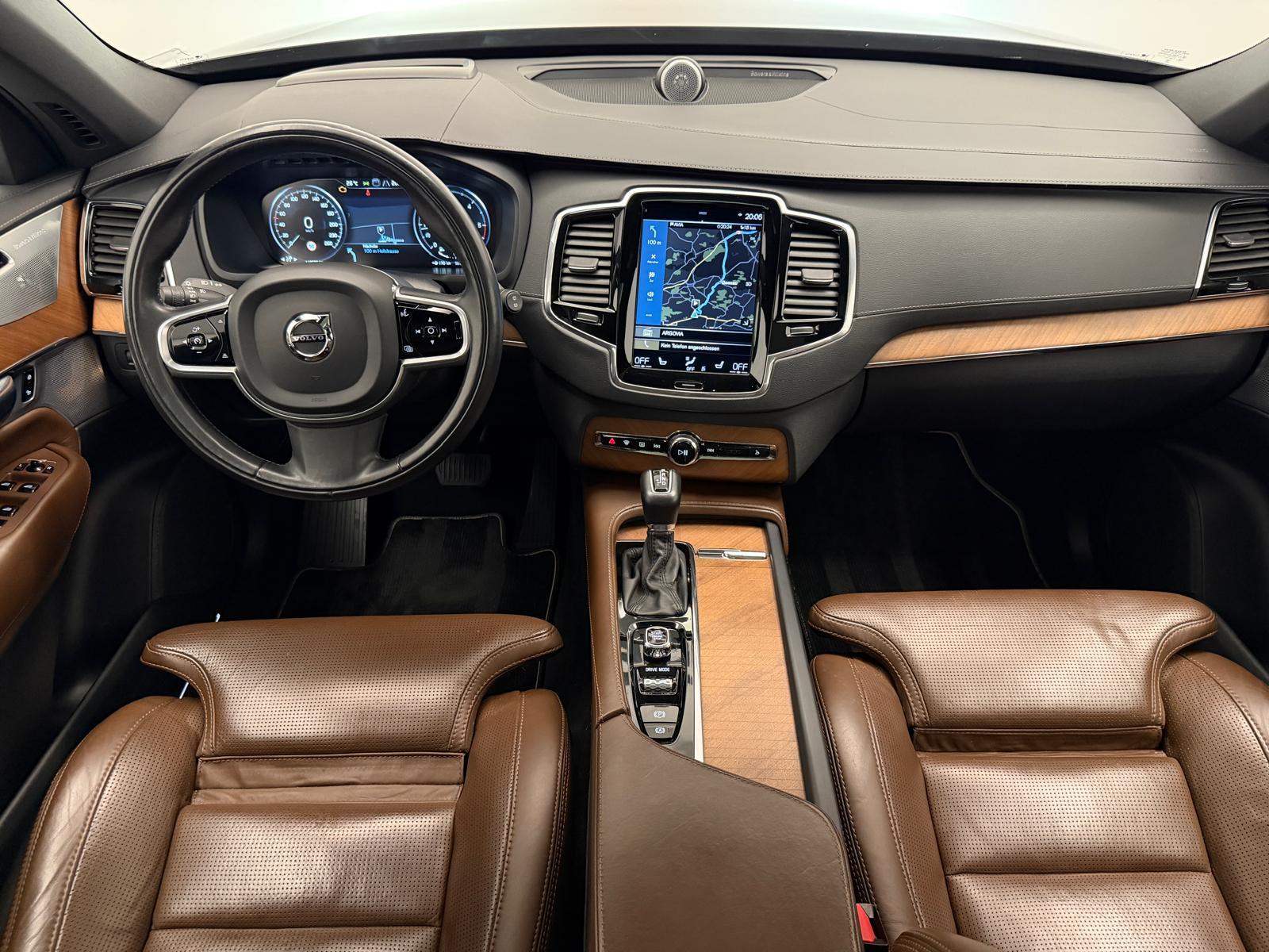 VOLVO XC90 2.0 D5 Inscription 7P. AWD-image-19