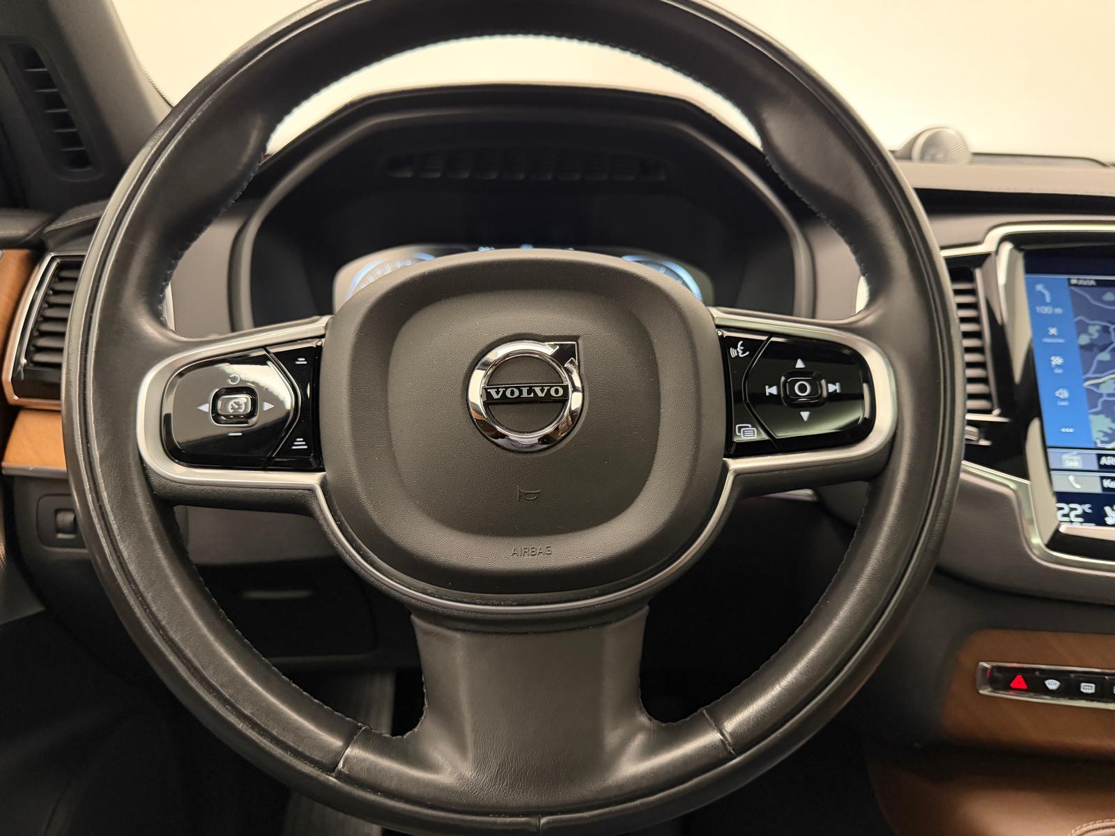 VOLVO XC90 2.0 D5 Inscription 7P. AWD-image-22