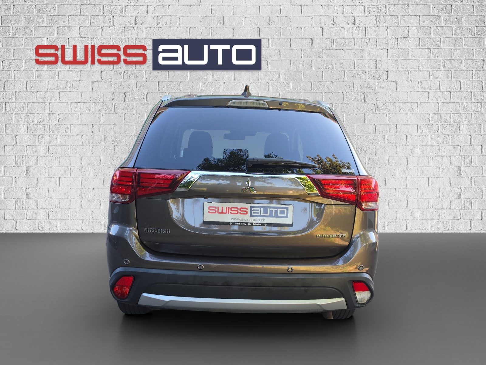 MITSUBISHI Outlander 2.2 DID Diamond 4WD Automatic-image-5