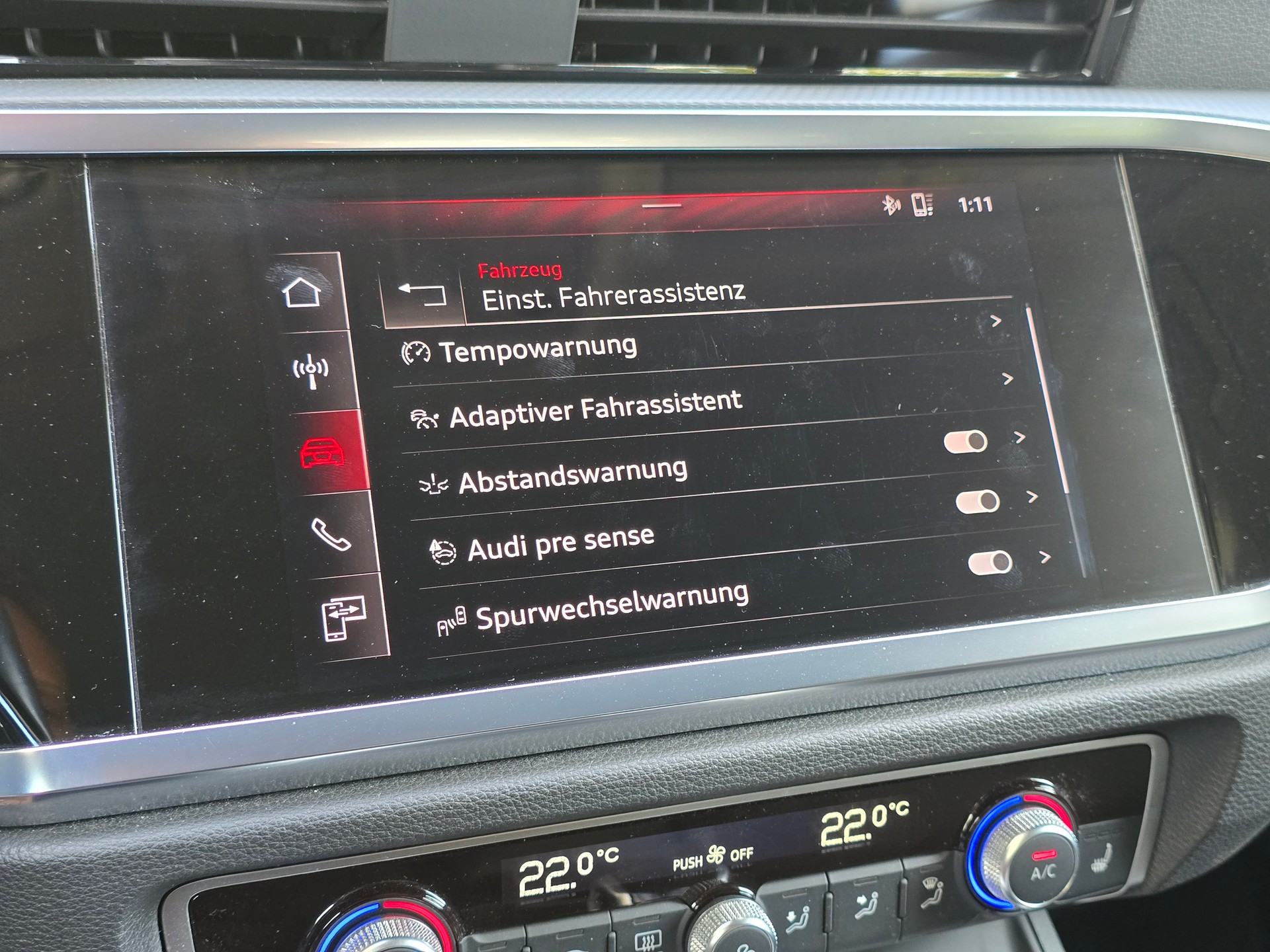 AUDI Q3 35 TFSI advanced S-tronic +AHK 1.8t-image-19