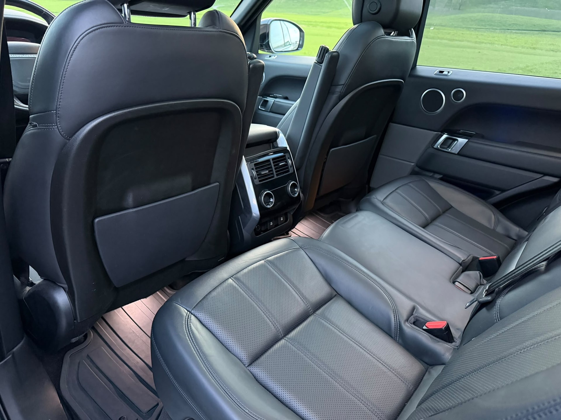 LAND ROVER Range Rover Sport 4.4 SDV8 HSE Automatic-image-10