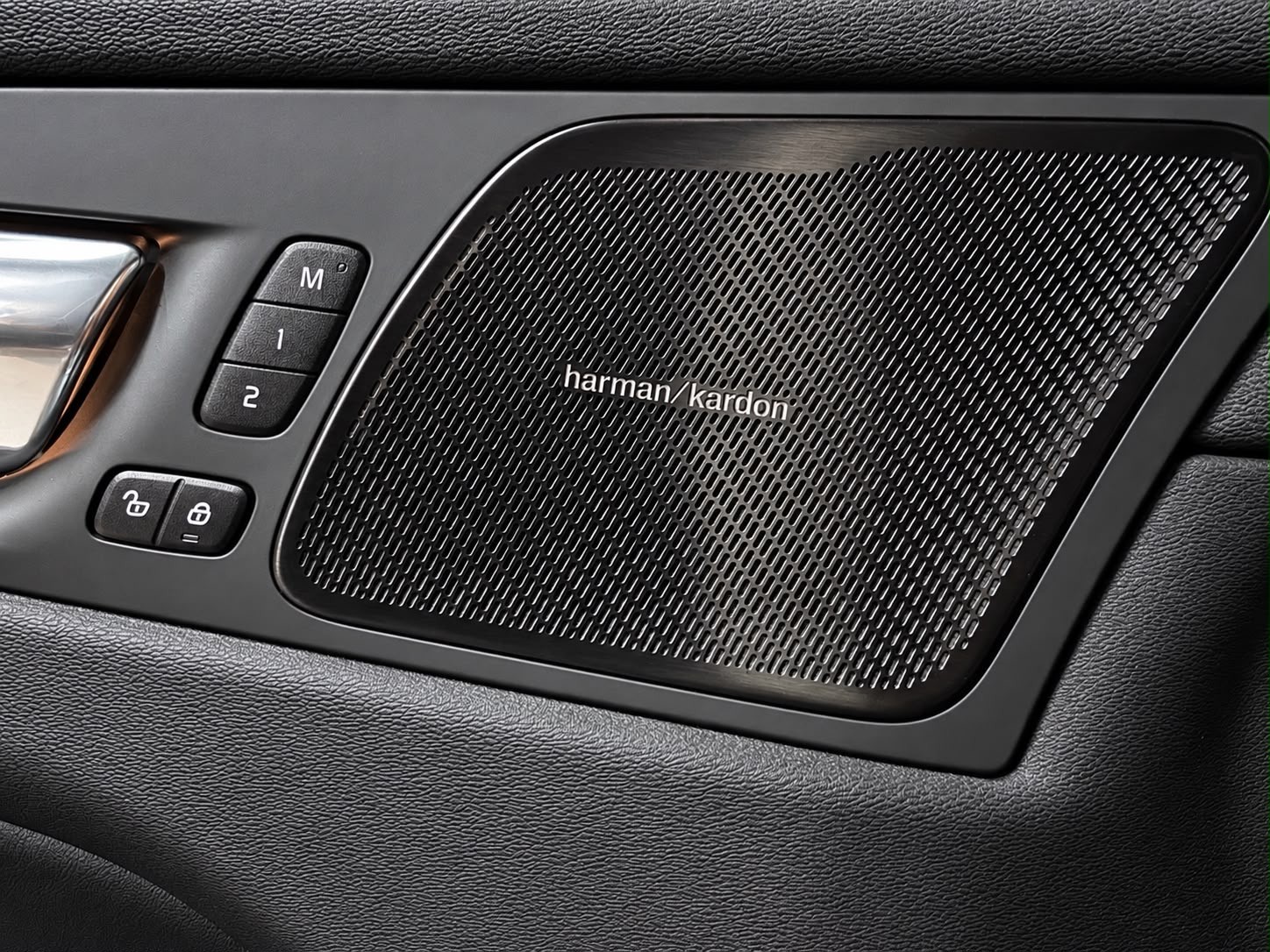 VOLVO XC60 B5 Diesel Mild Hybrid AWD Inscription Geartronic-image-13