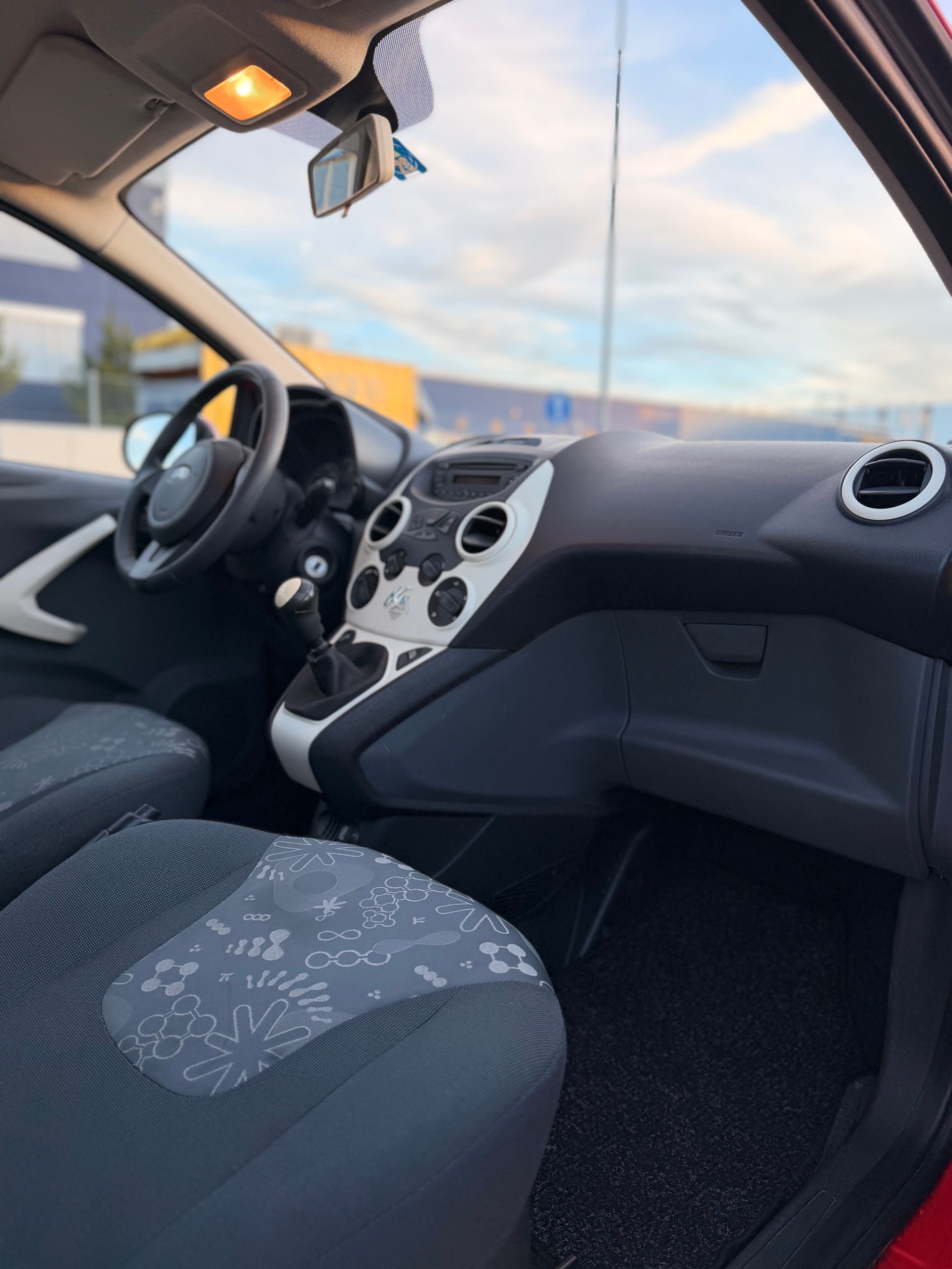 FORD KA 1.25 Grand Prix-image-23
