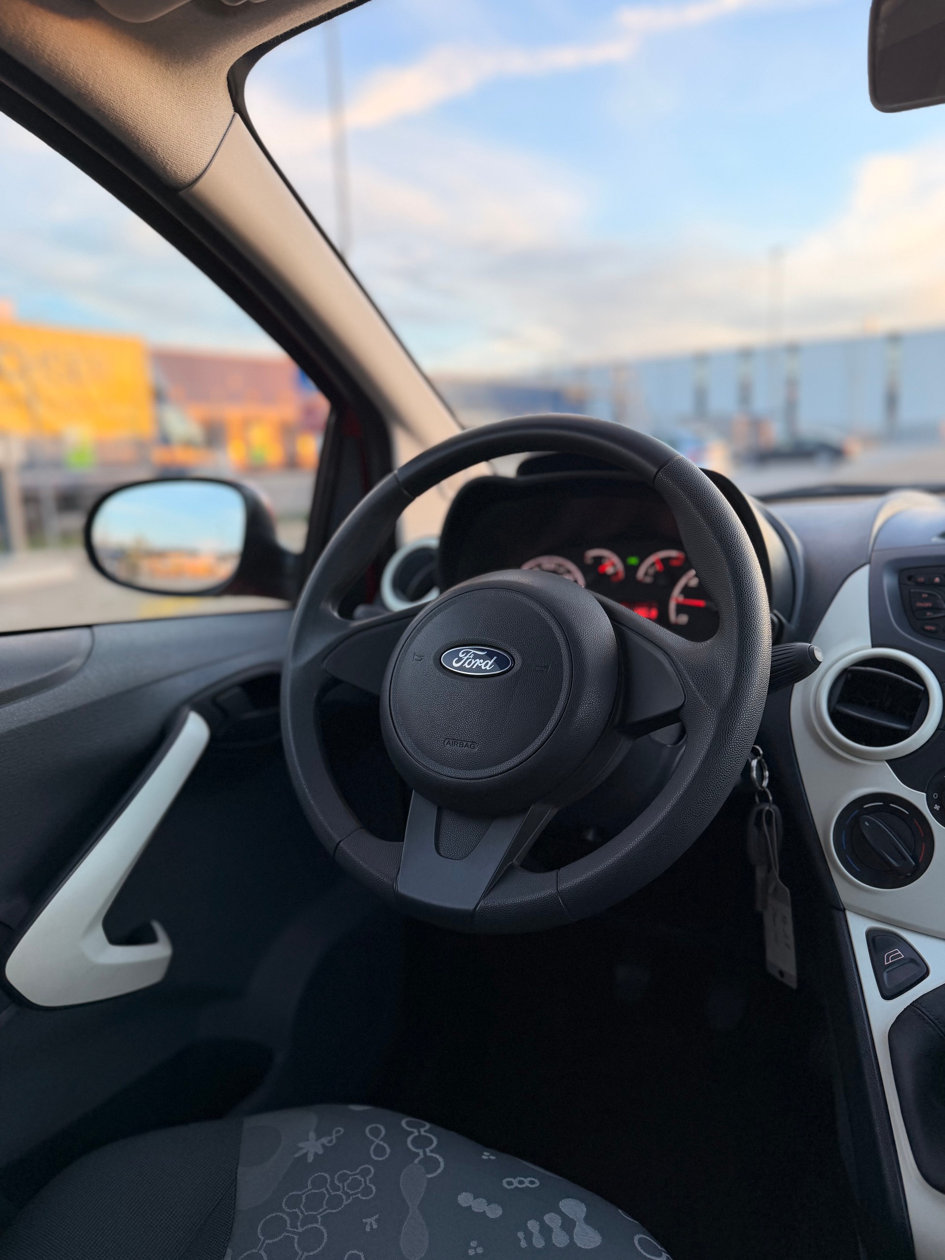 FORD KA 1.25 Grand Prix-image-18