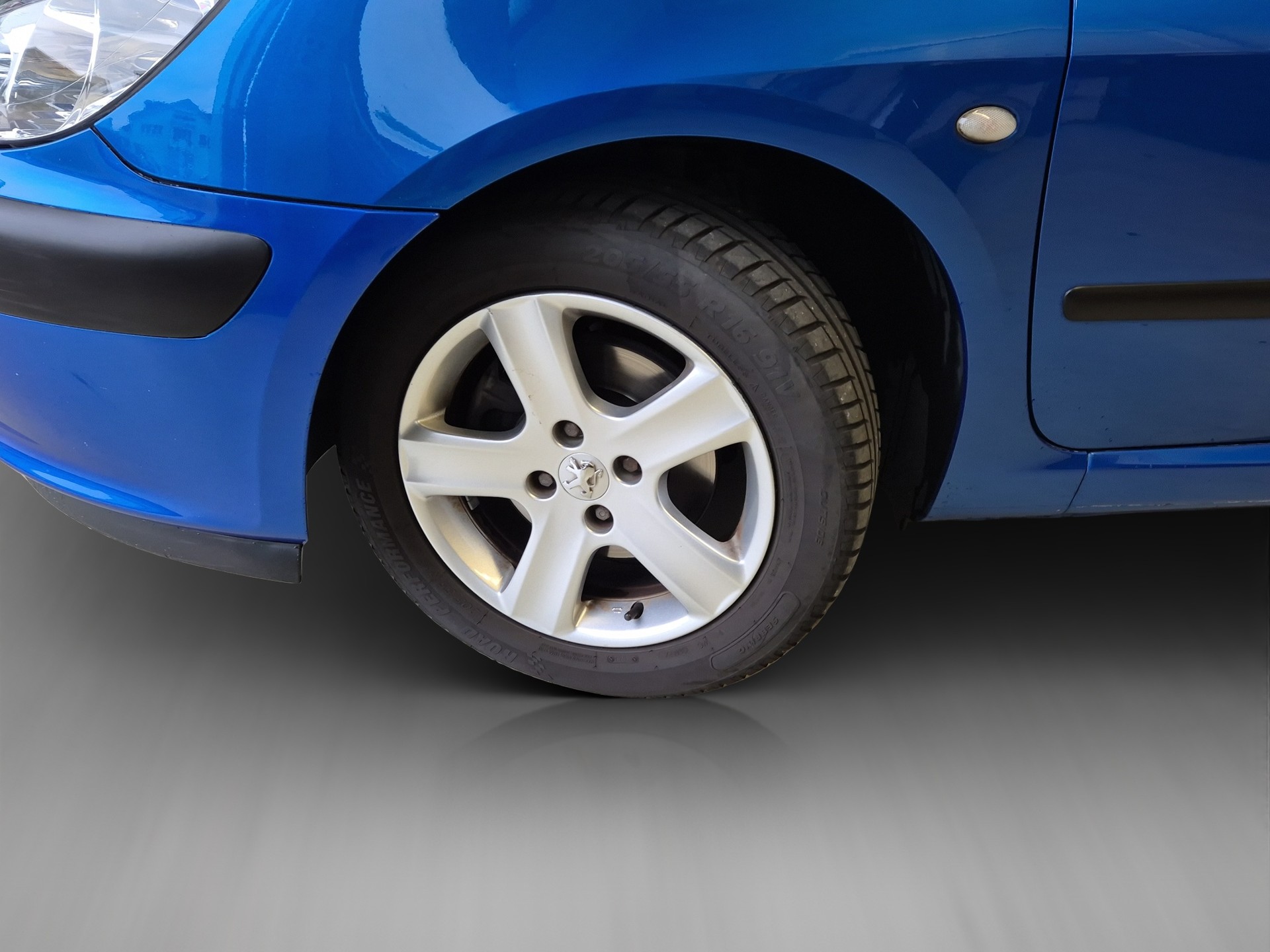 PEUGEOT 307 2.0 16V XS Automat-image-6