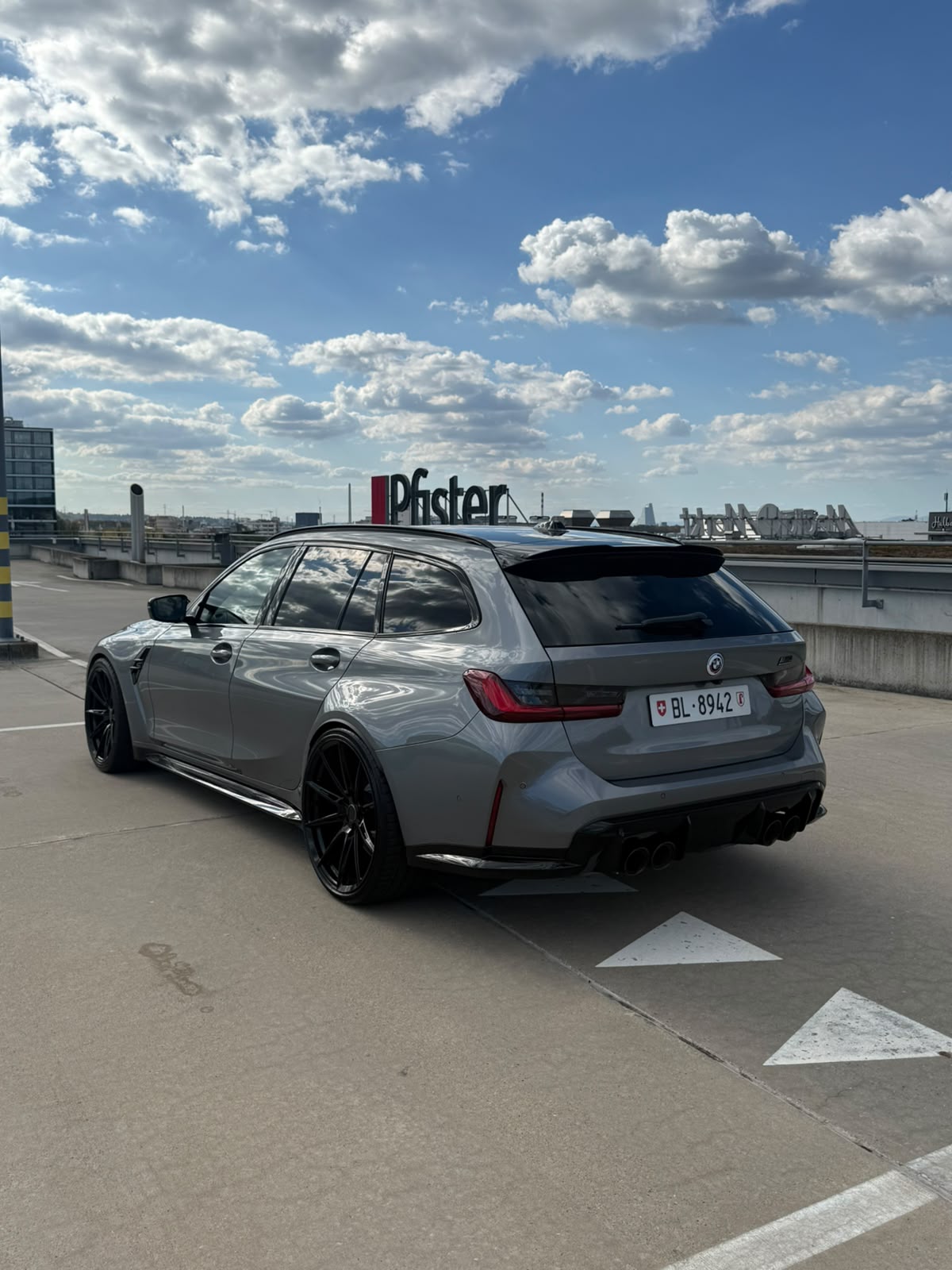 BMW M3 Touring xDrive Competition M-image-2
