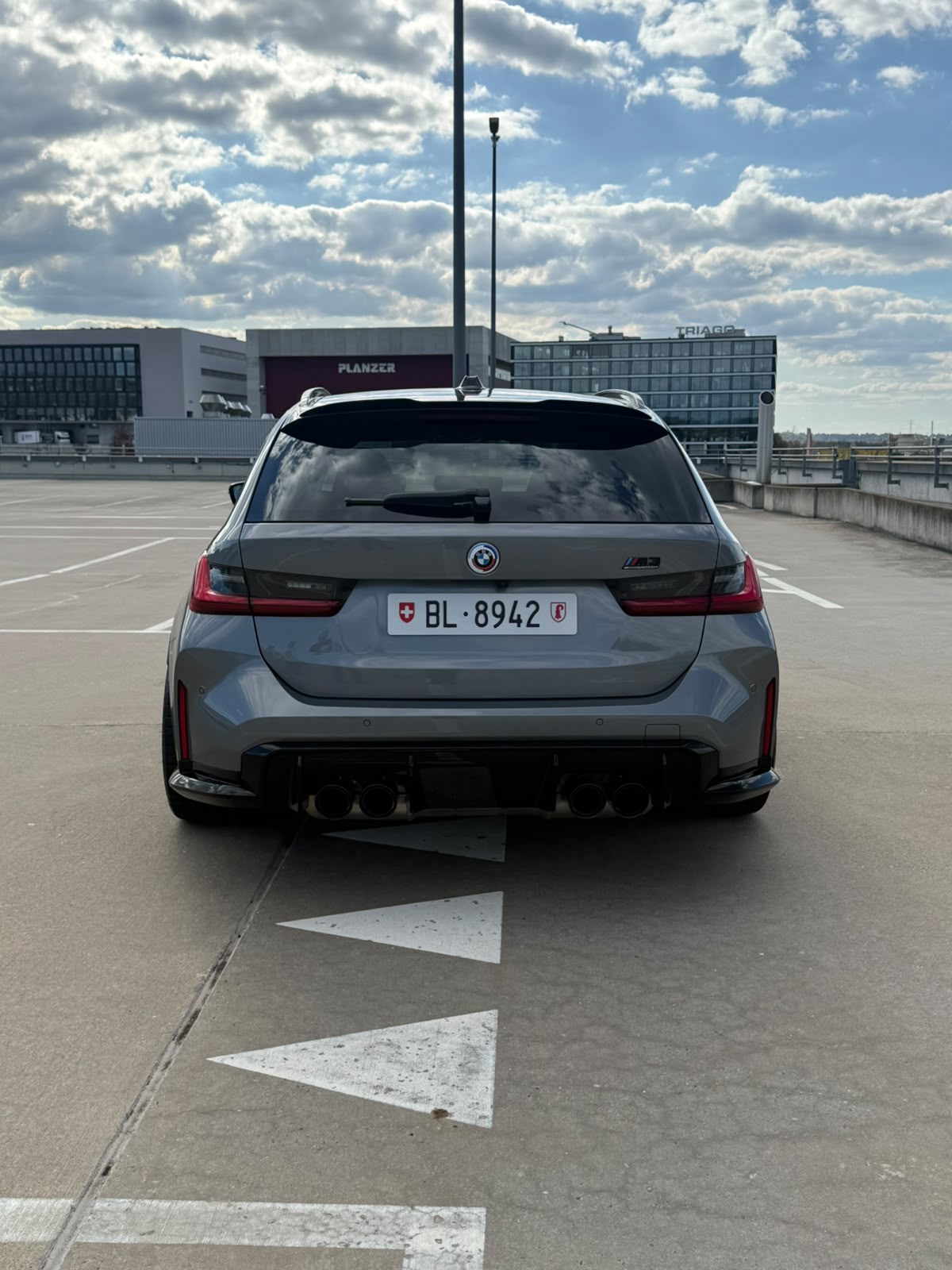 BMW M3 Touring xDrive Competition M-image-3