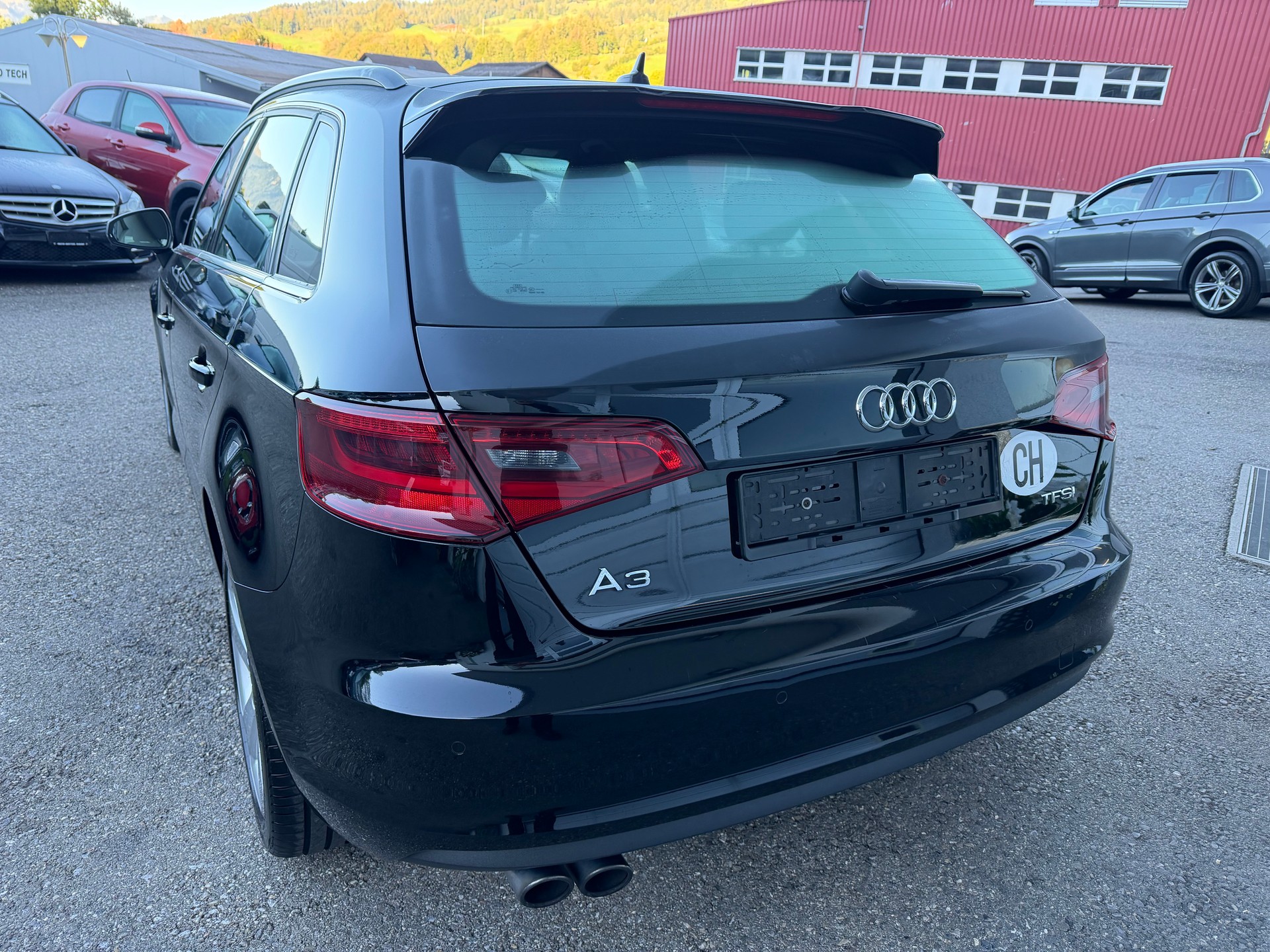 AUDI A3 Sportback 1.4 TFSI Ambition S-tronic-image-2