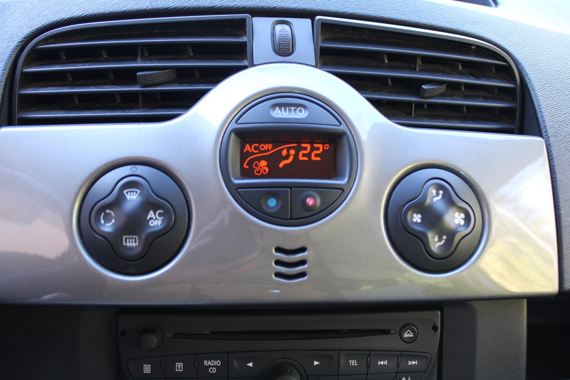 RENAULT Kangoo 1.6 16V Expression Automatic-image-12