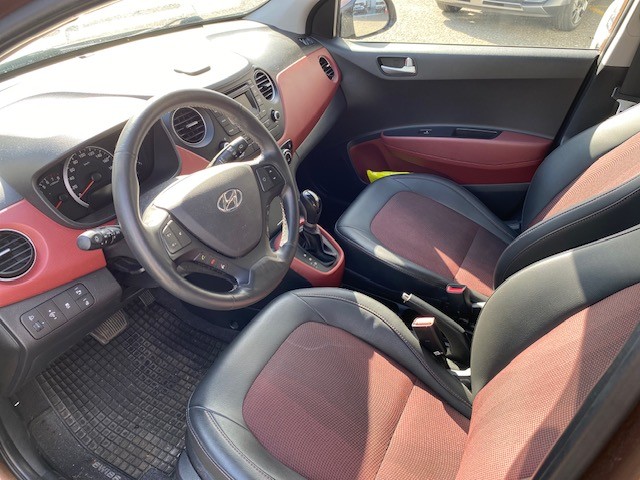 HYUNDAI i10 1.2 Vertex Automatic-image-8