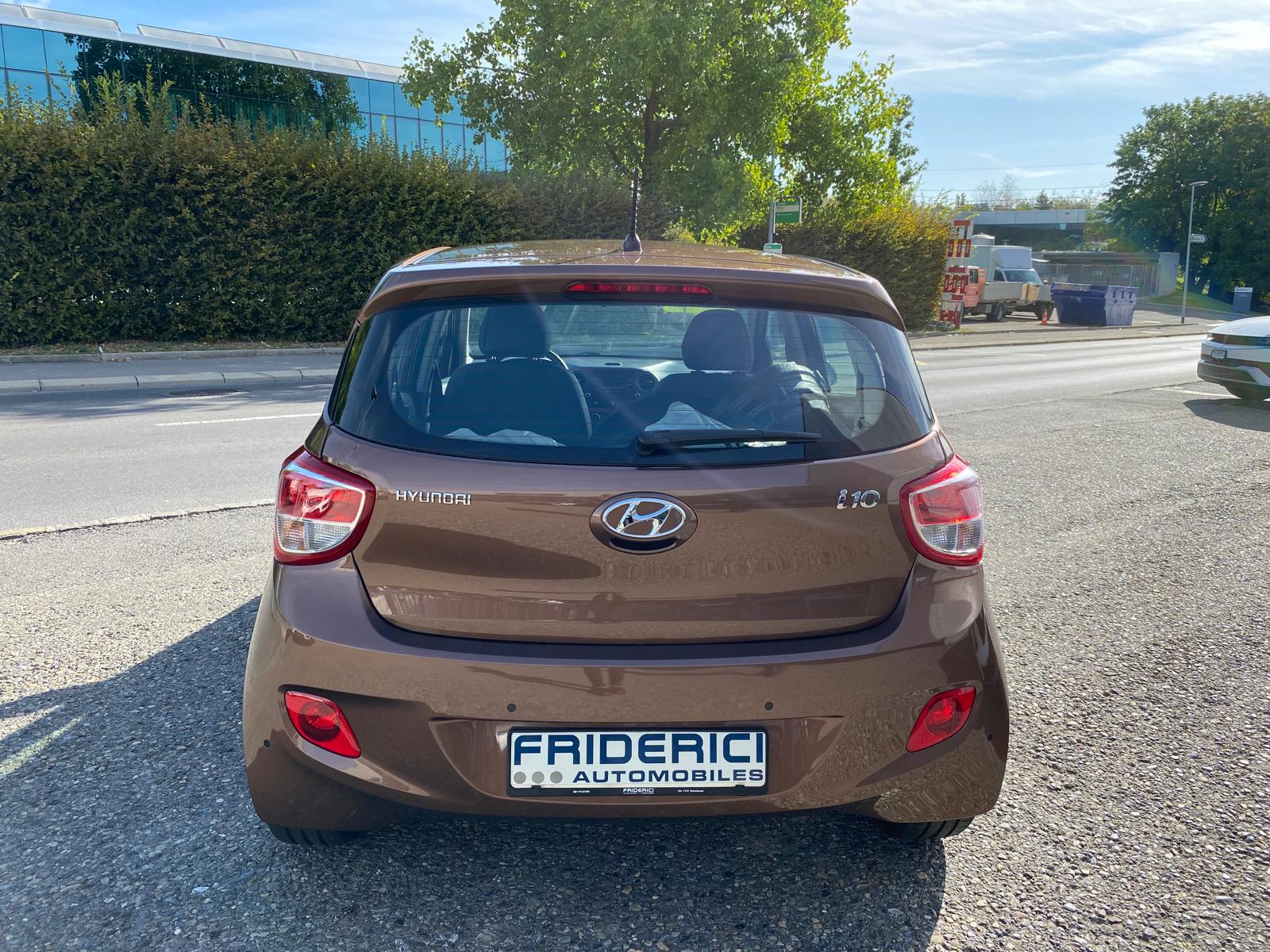 HYUNDAI i10 1.2 Vertex Automatic-showroom-element-3