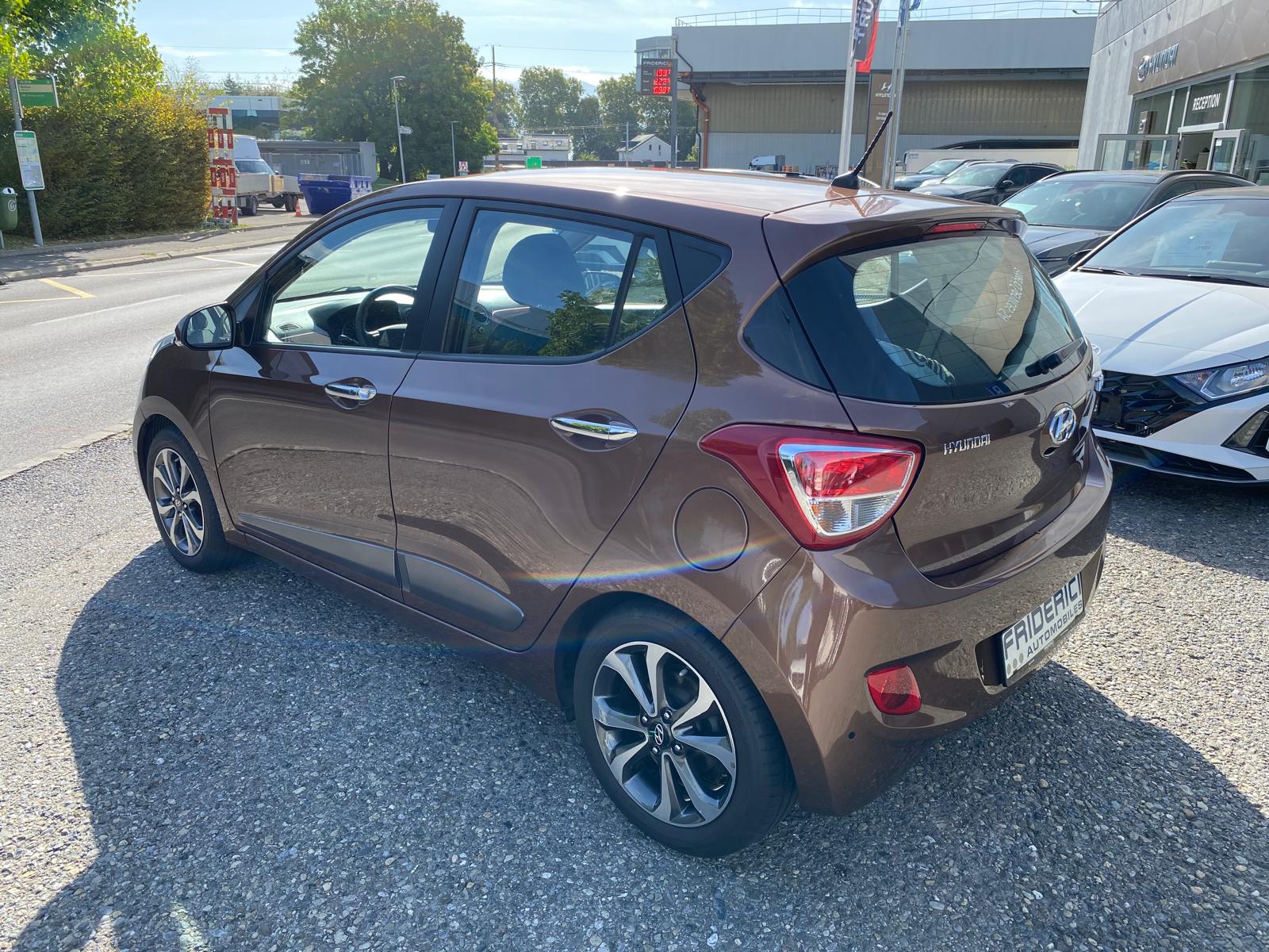 HYUNDAI i10 1.2 Vertex Automatic-showroom-element-2
