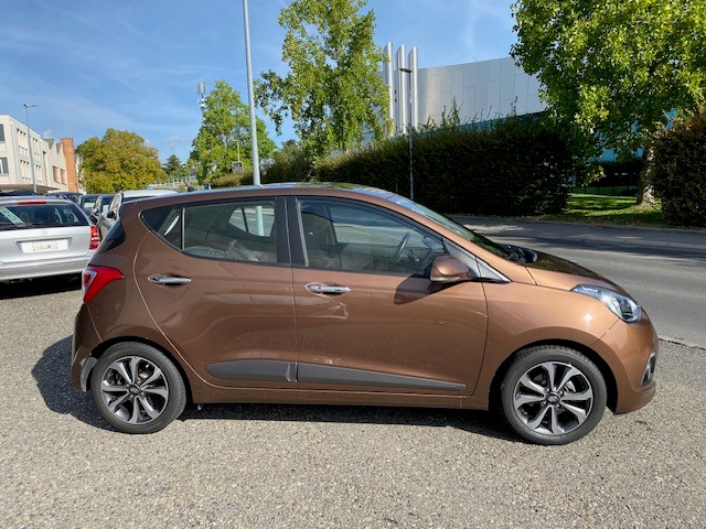 HYUNDAI i10 1.2 Vertex Automatic-image-5