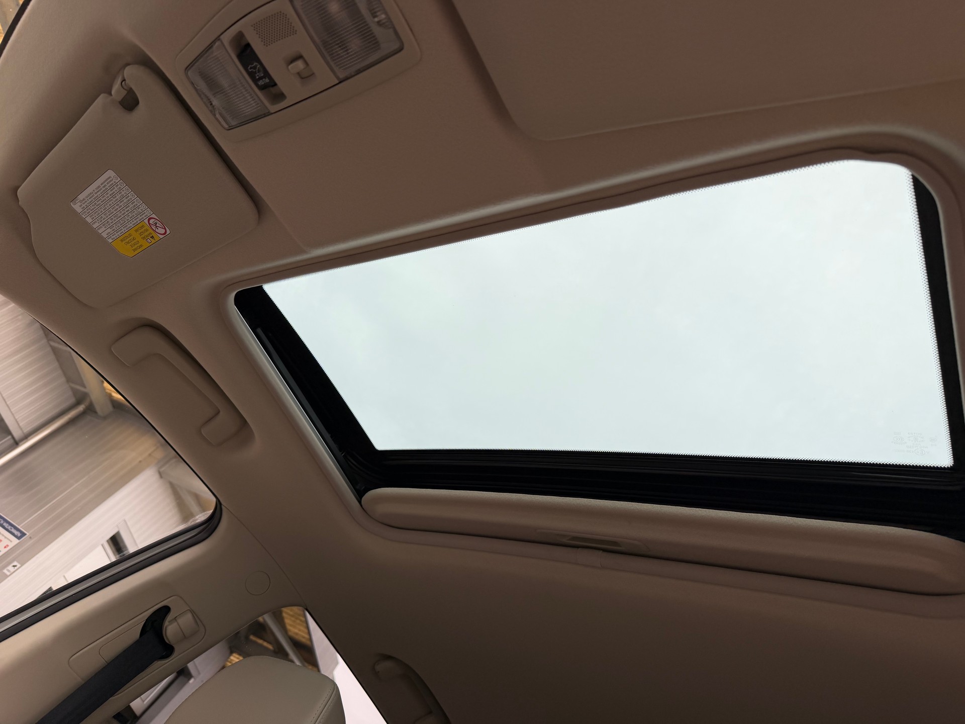 MITSUBISHI Outlander 2.2 DID Instyle 4WD TC-SST-image-11