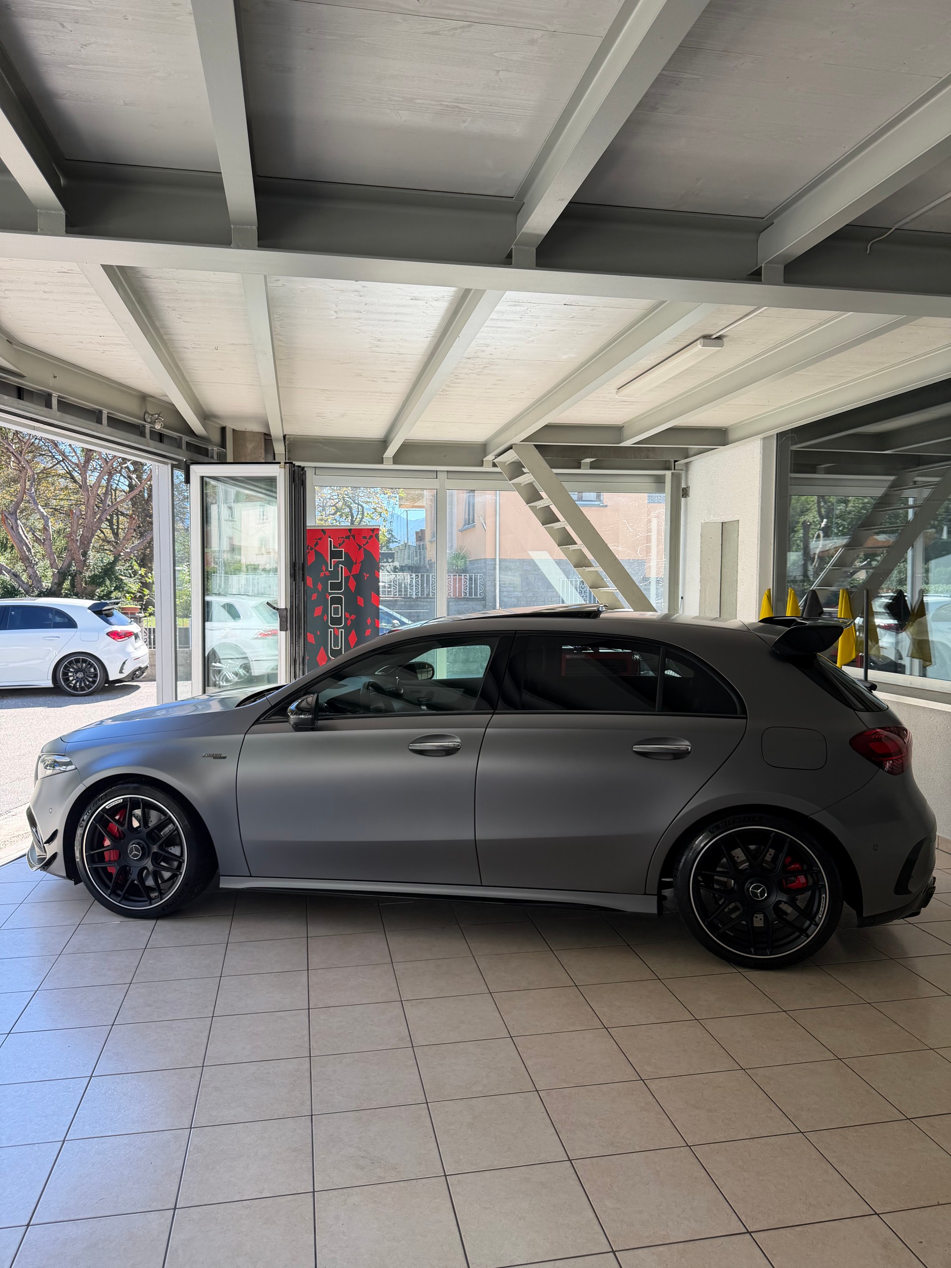 MERCEDES-BENZ A 45 S AMG 4Matic+ Speedshift-image-2