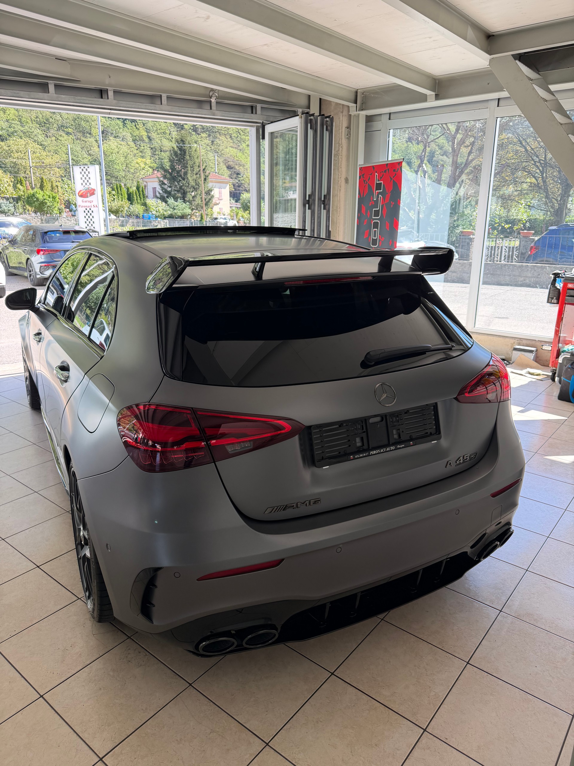 MERCEDES-BENZ A 45 S AMG 4Matic+ Speedshift-image-5