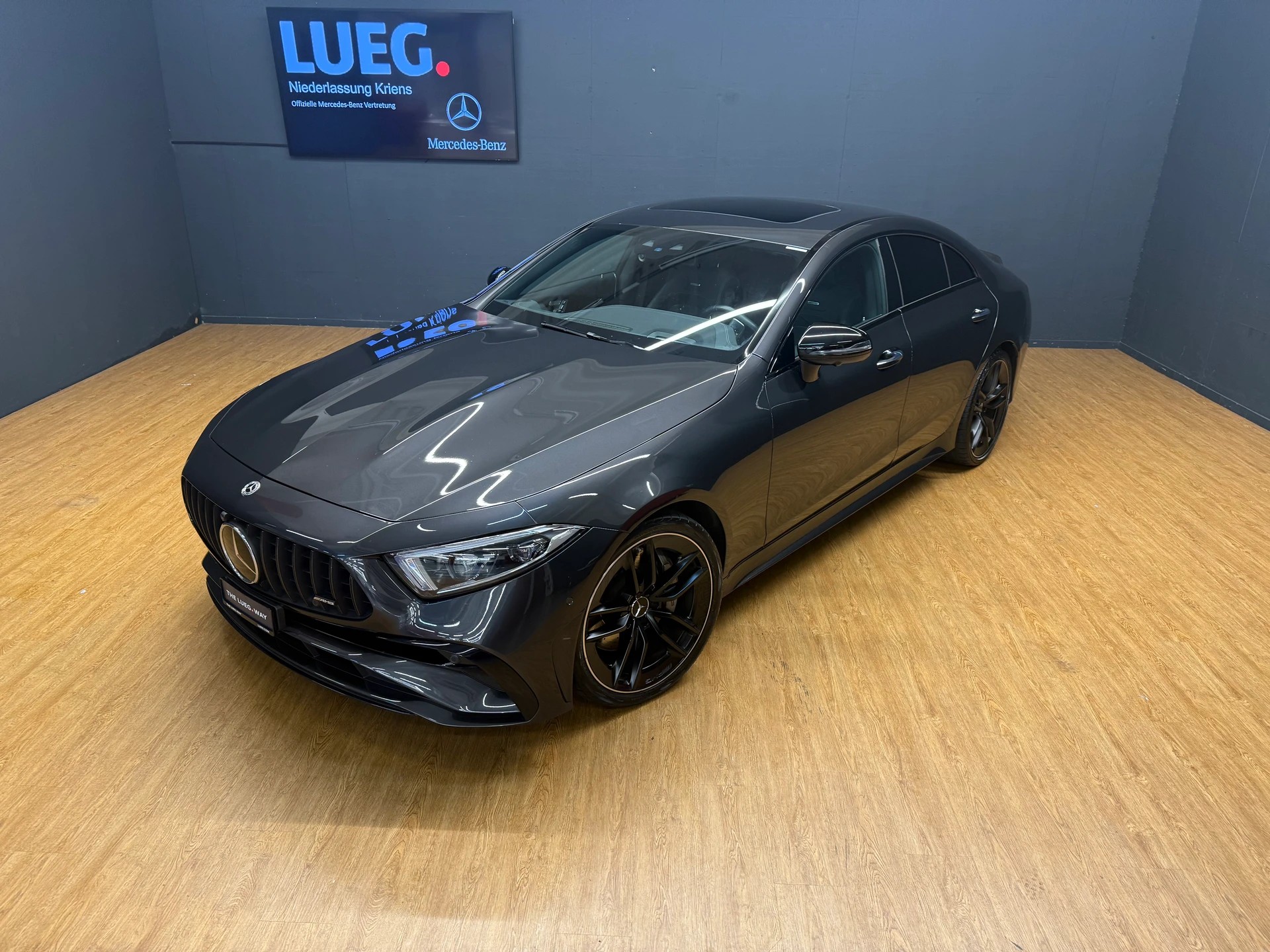 MERCEDES-BENZ CLS 53 4M+ AMG / DISTRONIC / 360 Grad Kamera-image-3