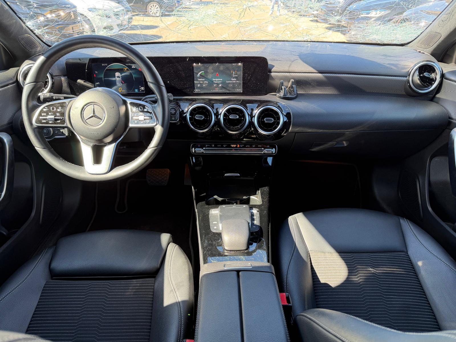 MERCEDES-BENZ A-Klasse W177 A 180 d Progressive-image-8