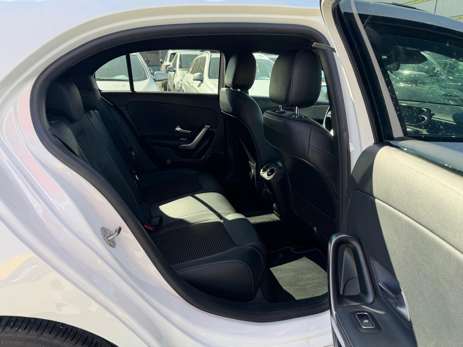MERCEDES-BENZ A-Klasse W177 A 180 d Progressive-image-10