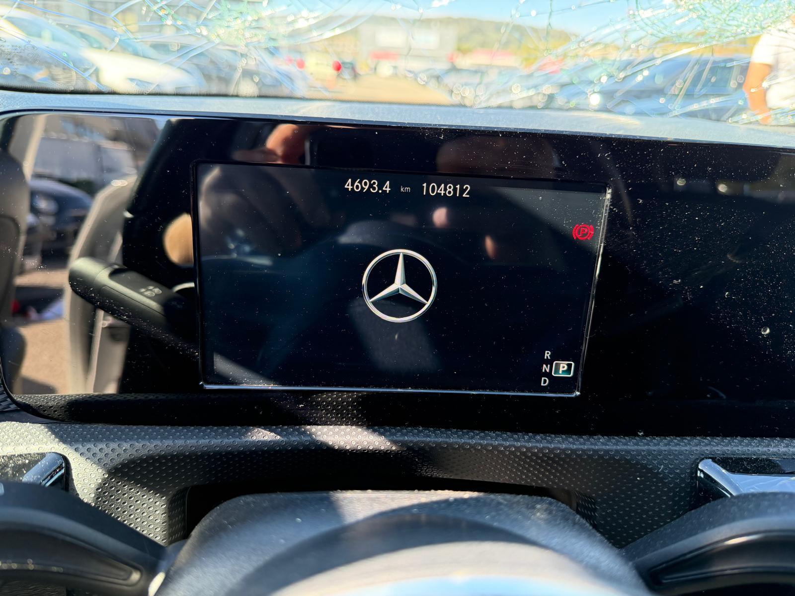 MERCEDES-BENZ A-Klasse W177 A 180 d Progressive-image-12
