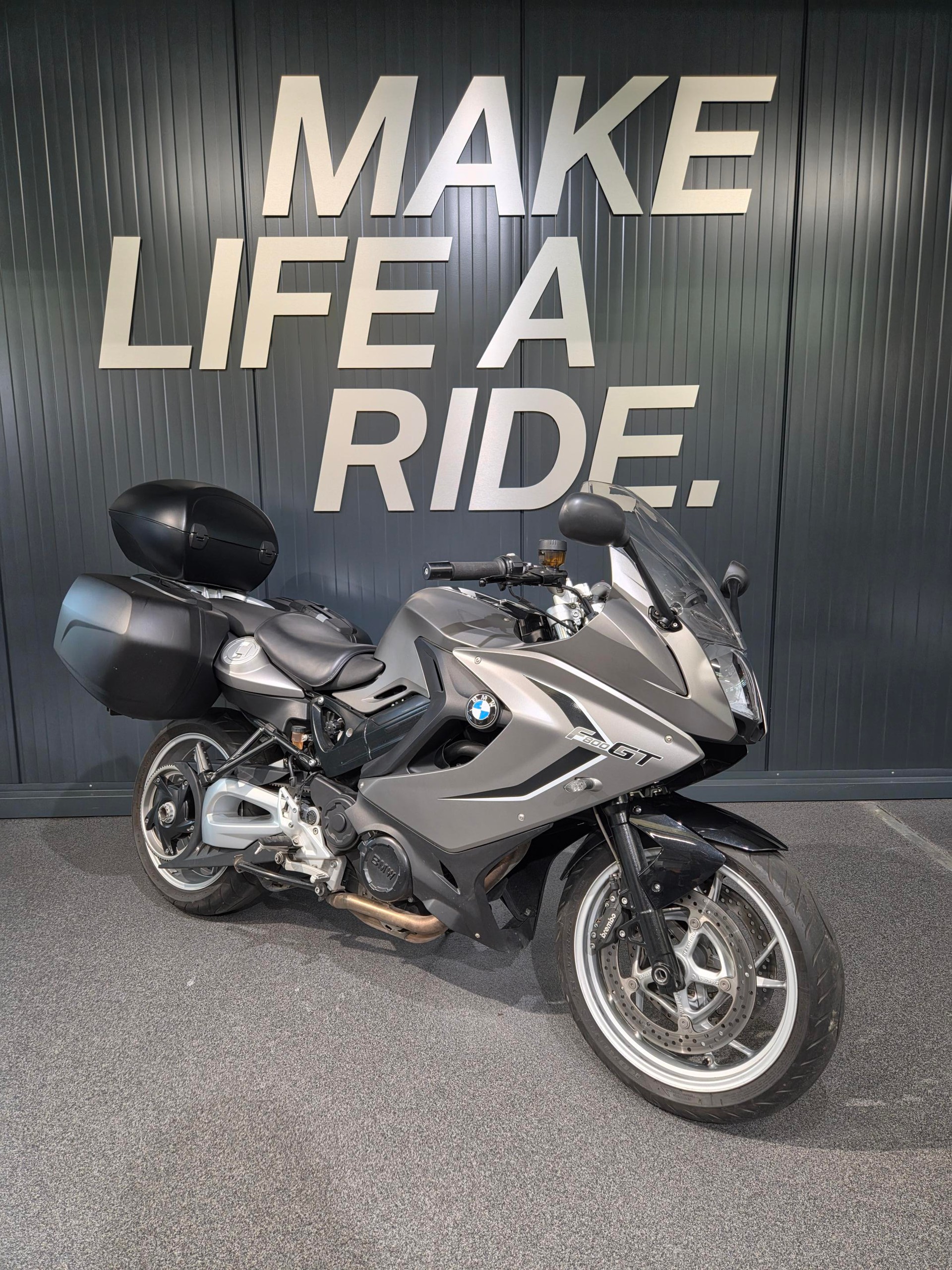 BMW F 800 GT-showroom-element-1
