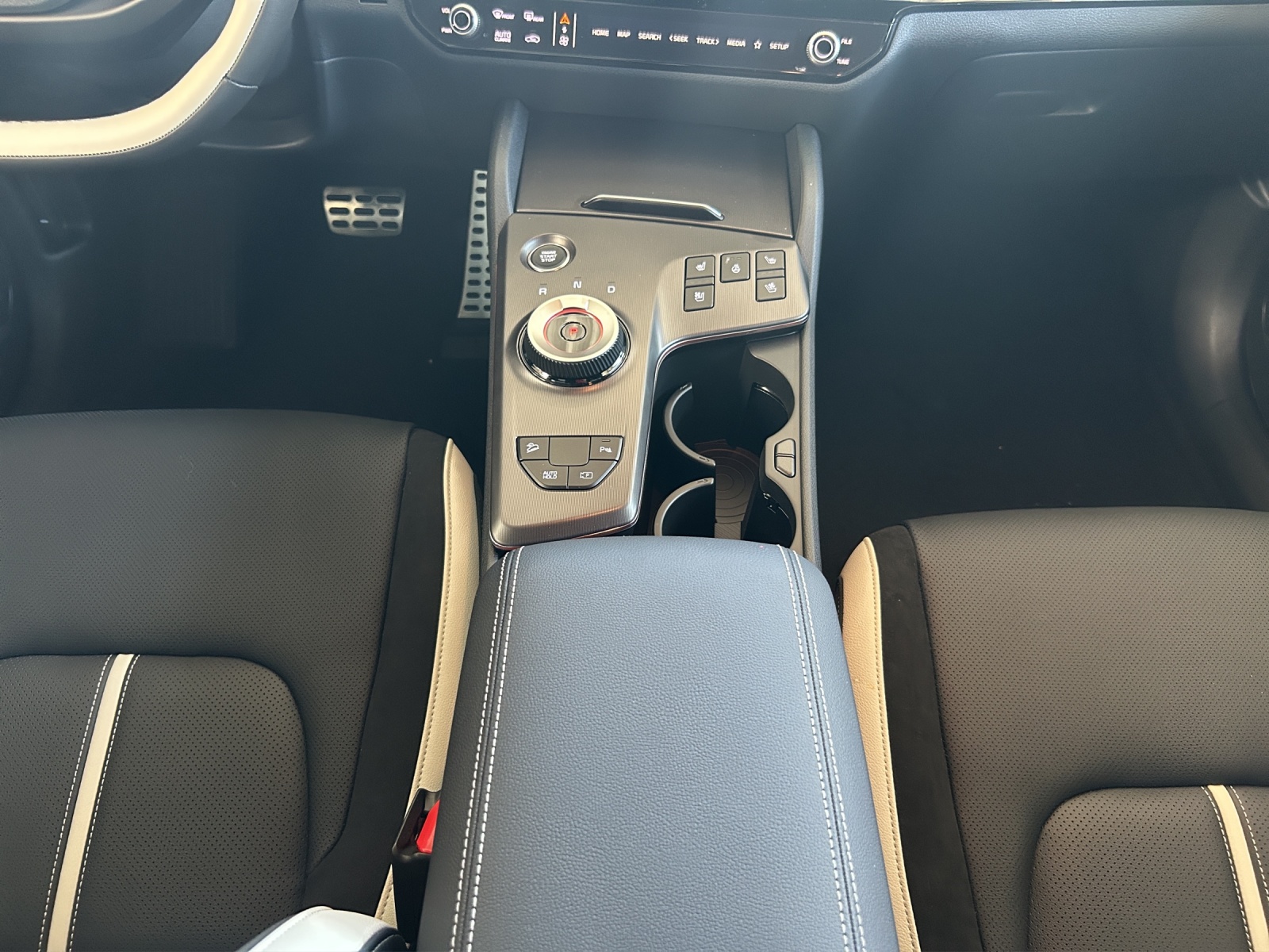 KIA Sportage 1.6 T-GDi Hybrid GT-Line-image-10