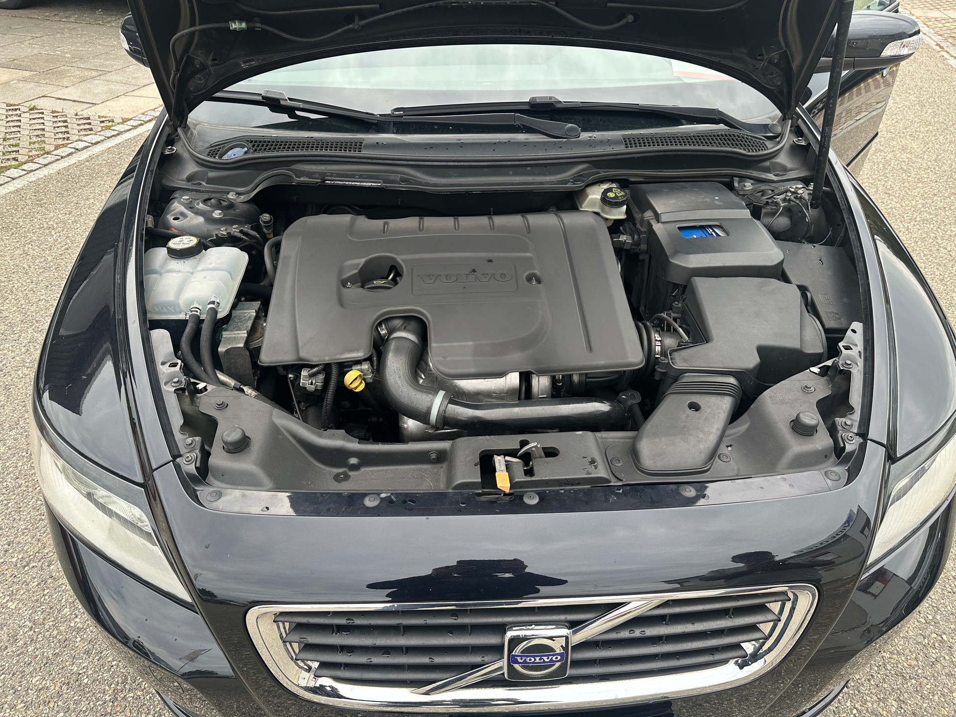 VOLVO V50 1.6D Summum-image-9