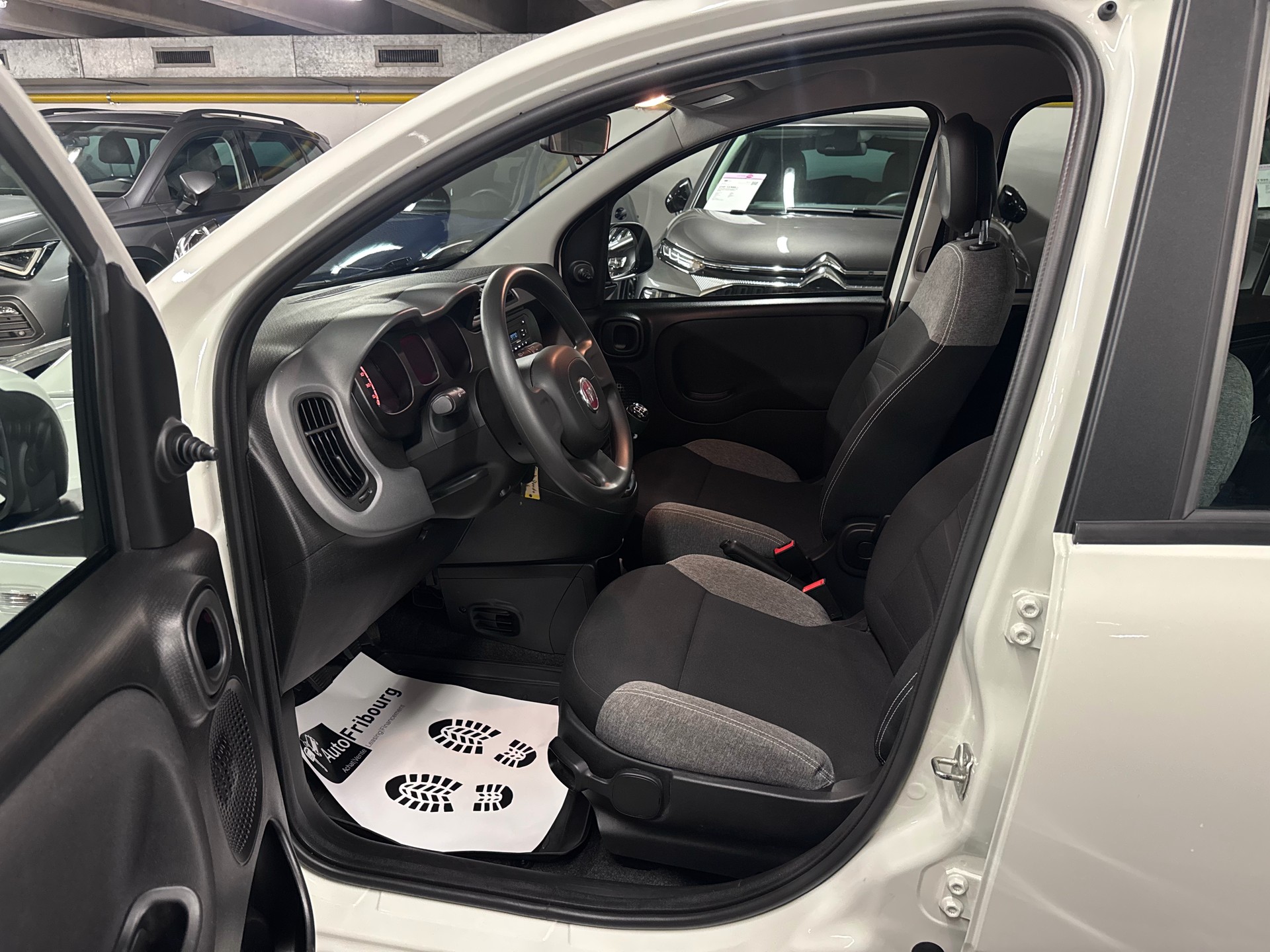FIAT Panda 1.0 MHEV City Cross-image-5