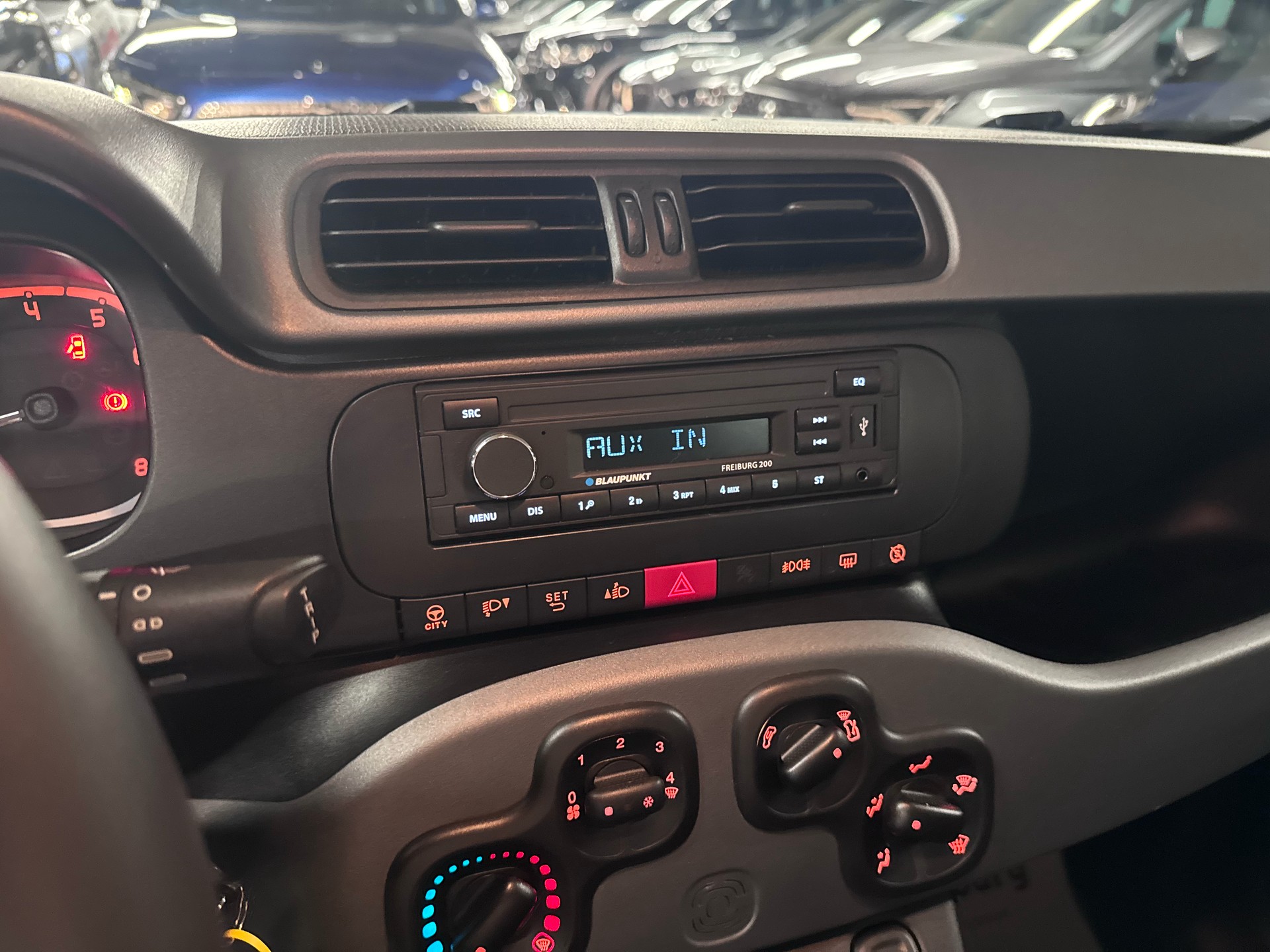 FIAT Panda 1.0 MHEV City Cross-image-8