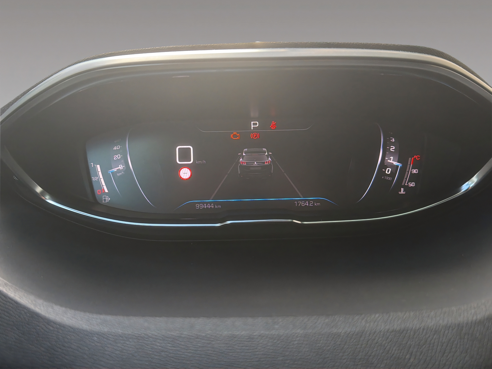 PEUGEOT 3008 1.2 PureTech Allure Pack-image-8
