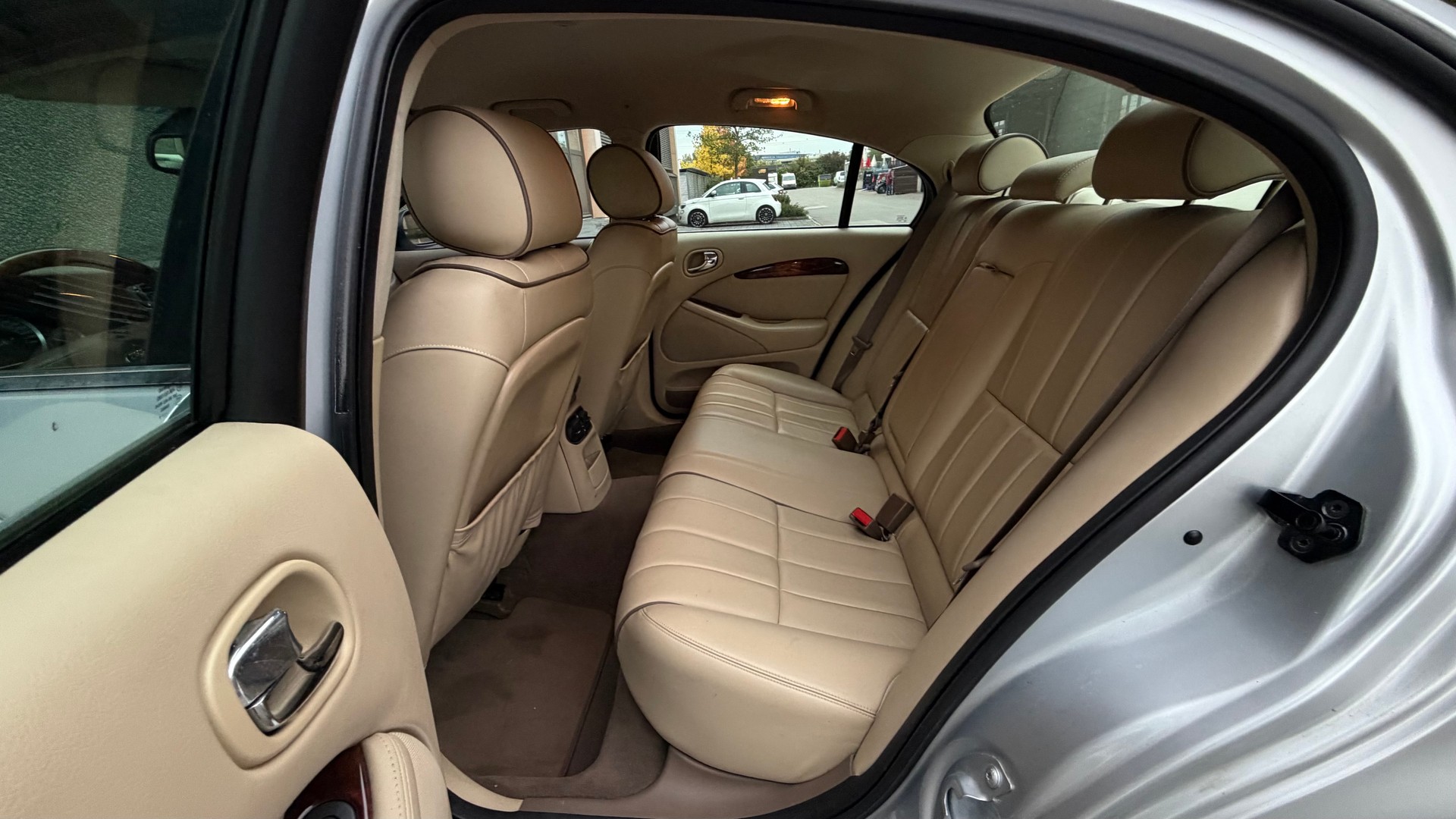 JAGUAR S-Type 2.7d V6 Executive-image-6