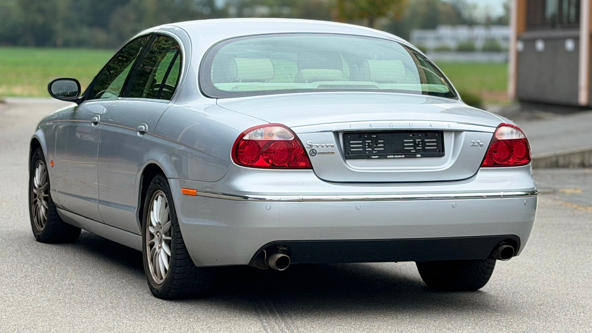 JAGUAR S-Type 2.7d V6 Executive-image-3