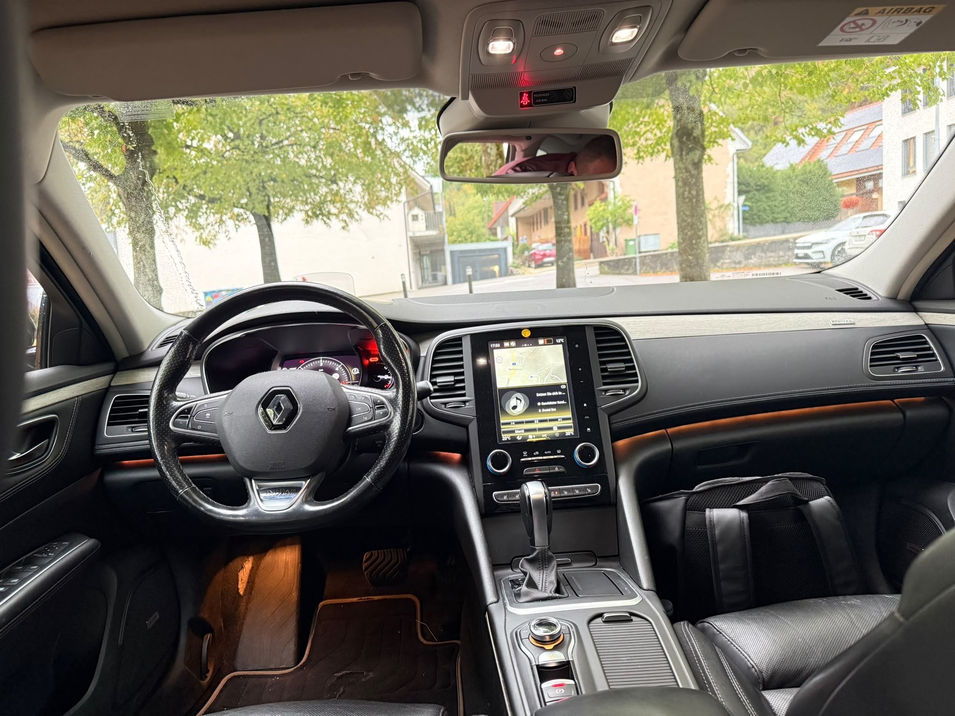 RENAULT Talisman Grandtour 1.6 dCi Initiale EDC-image-8