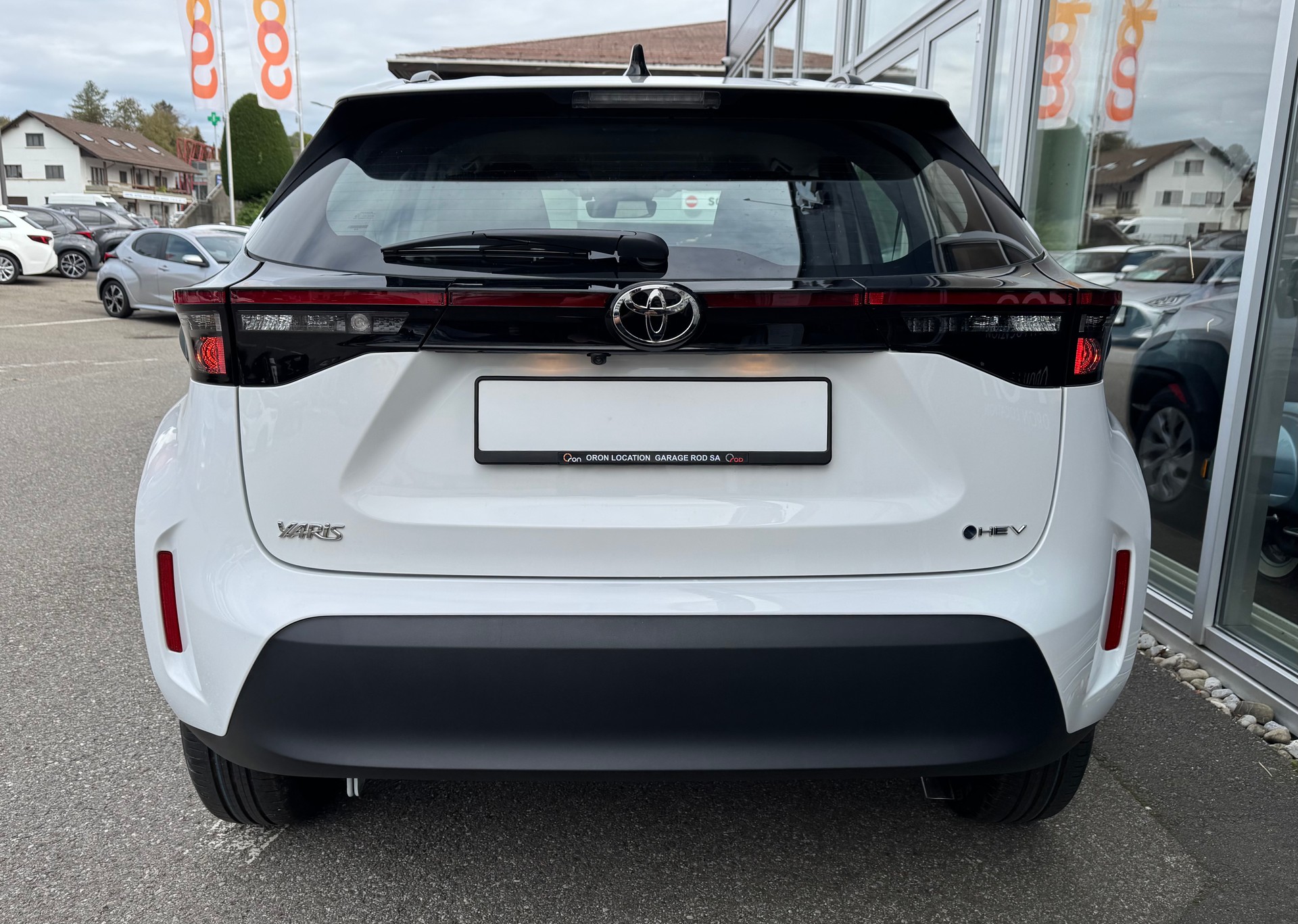 TOYOTA Yaris Cross 1.5 Comfort e-CVT-image-6