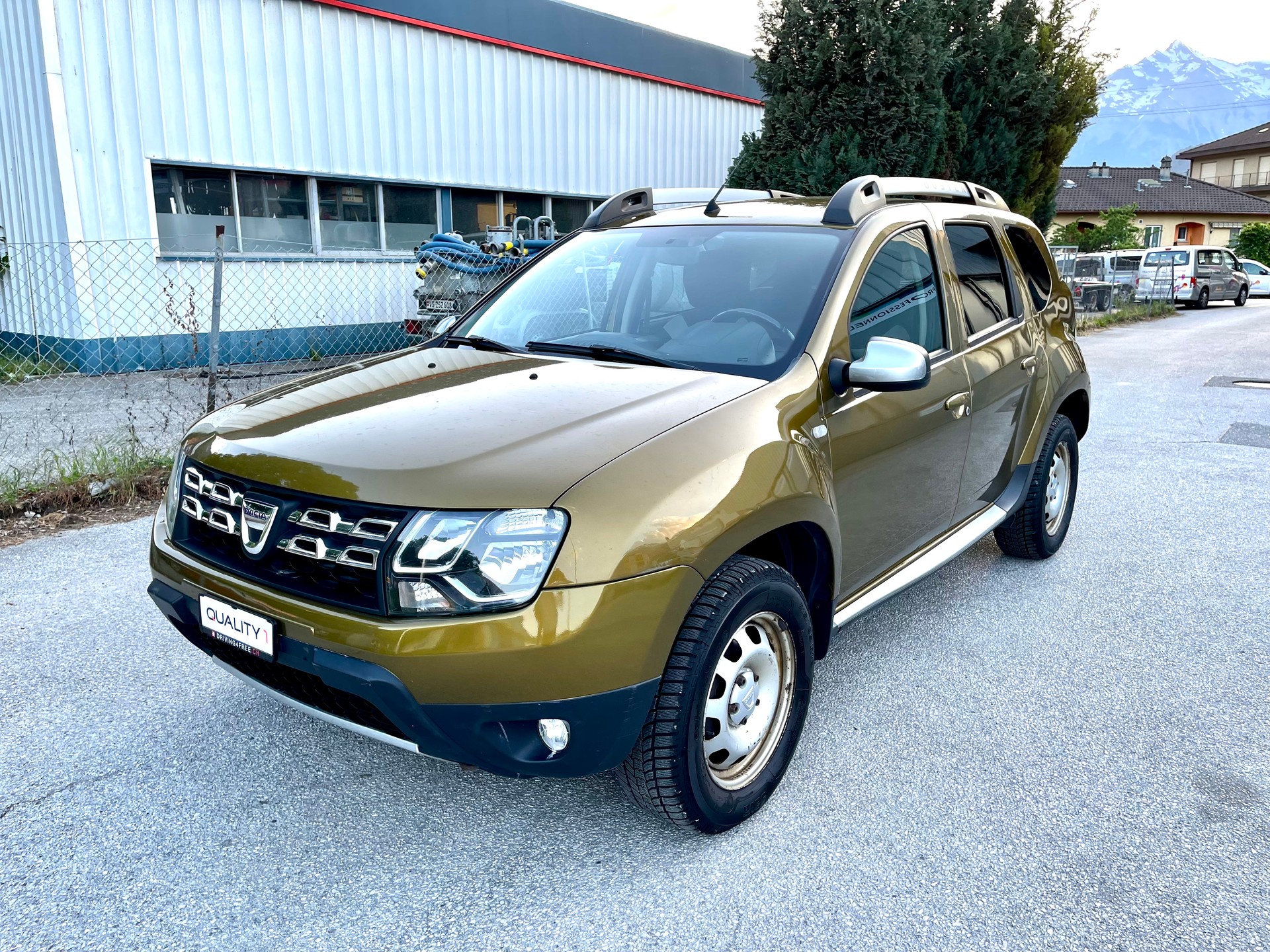 DACIA Duster 1.5 dCi Celebration 4x4-image-23