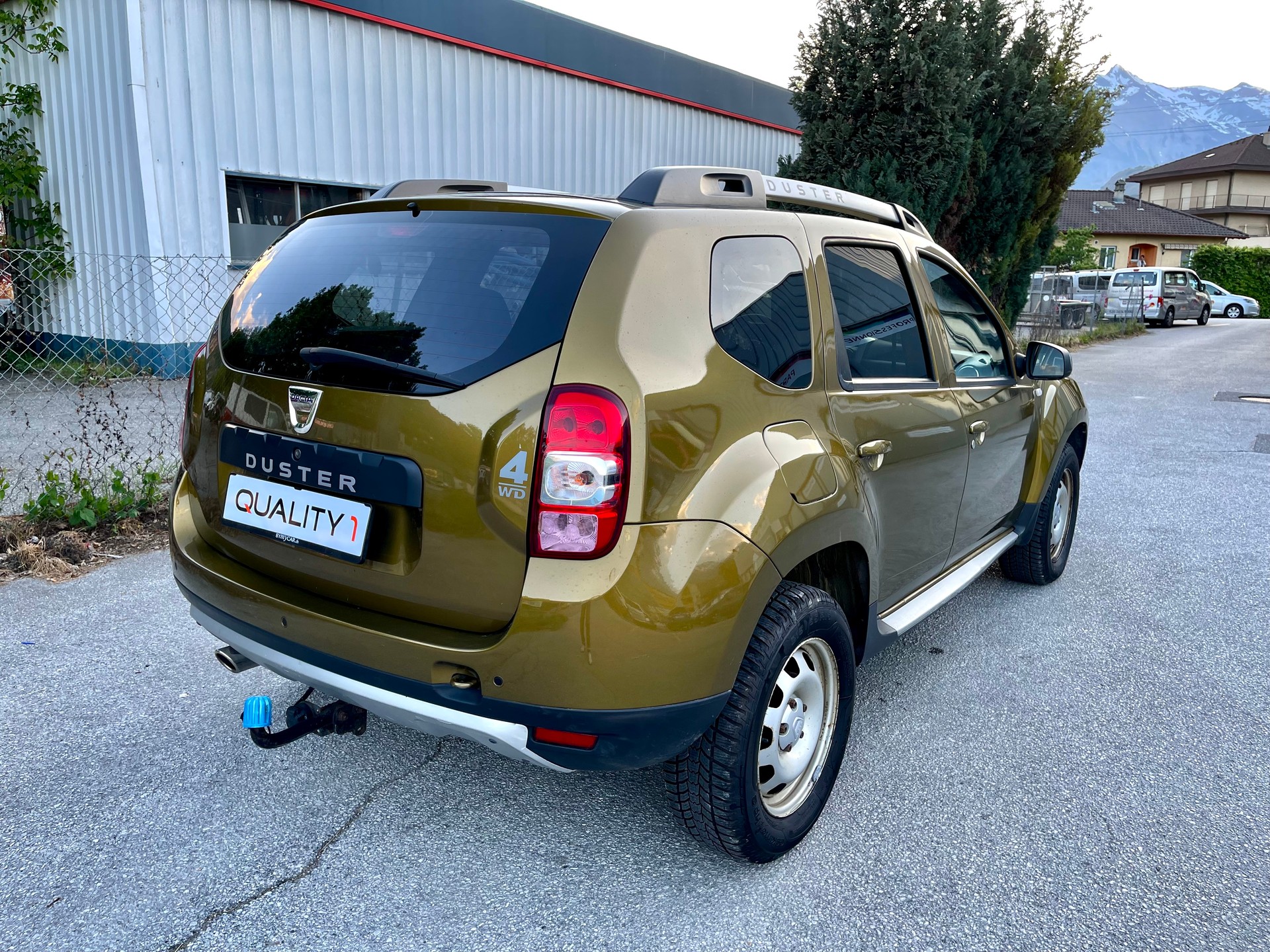 DACIA Duster 1.5 dCi Celebration 4x4-image-15