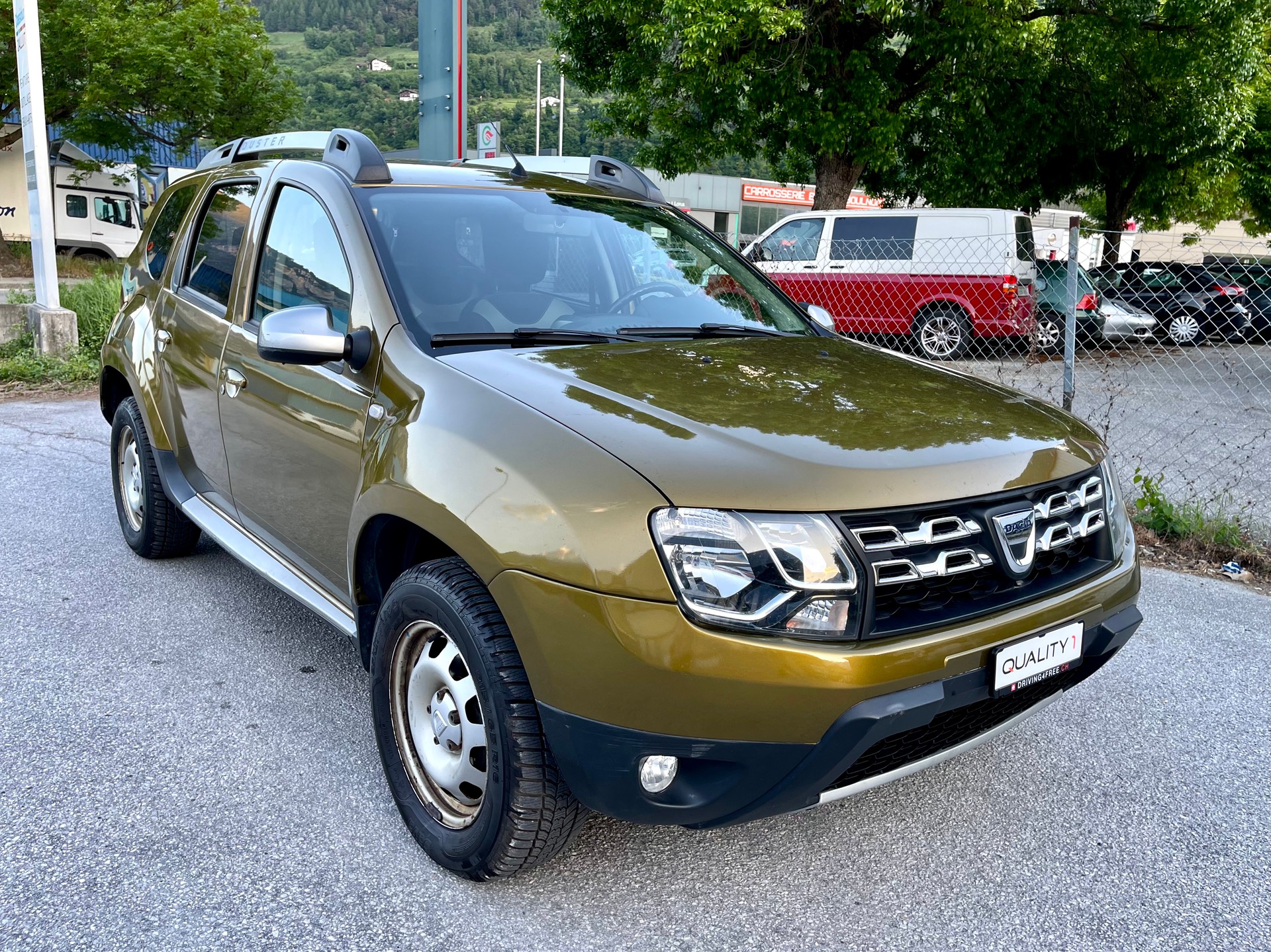 DACIA Duster 1.5 dCi Celebration 4x4-image-0