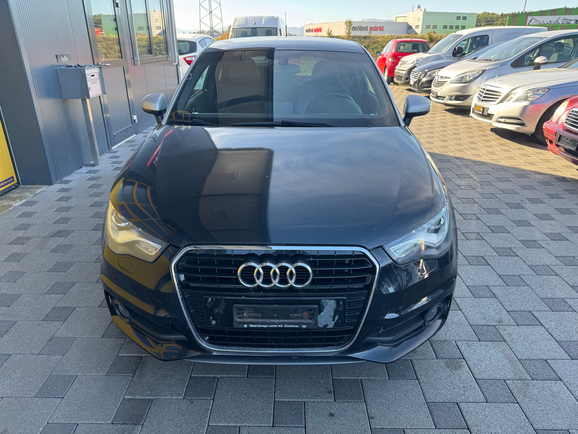 AUDI A1 1.4 TFSI Attraction-image-1