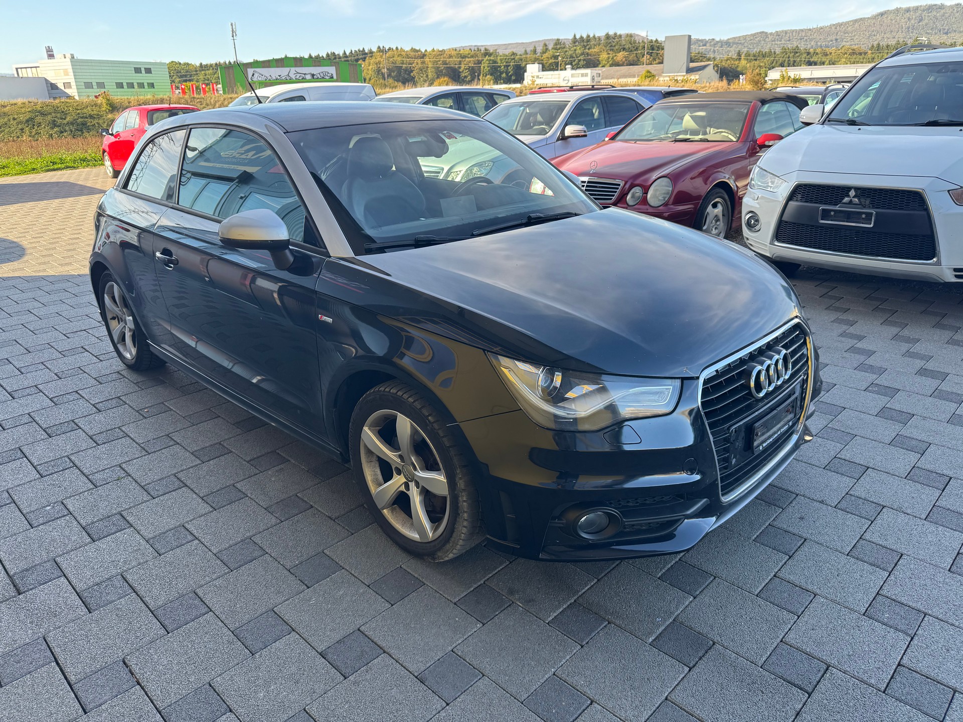 AUDI A1 1.4 TFSI Attraction-image-2