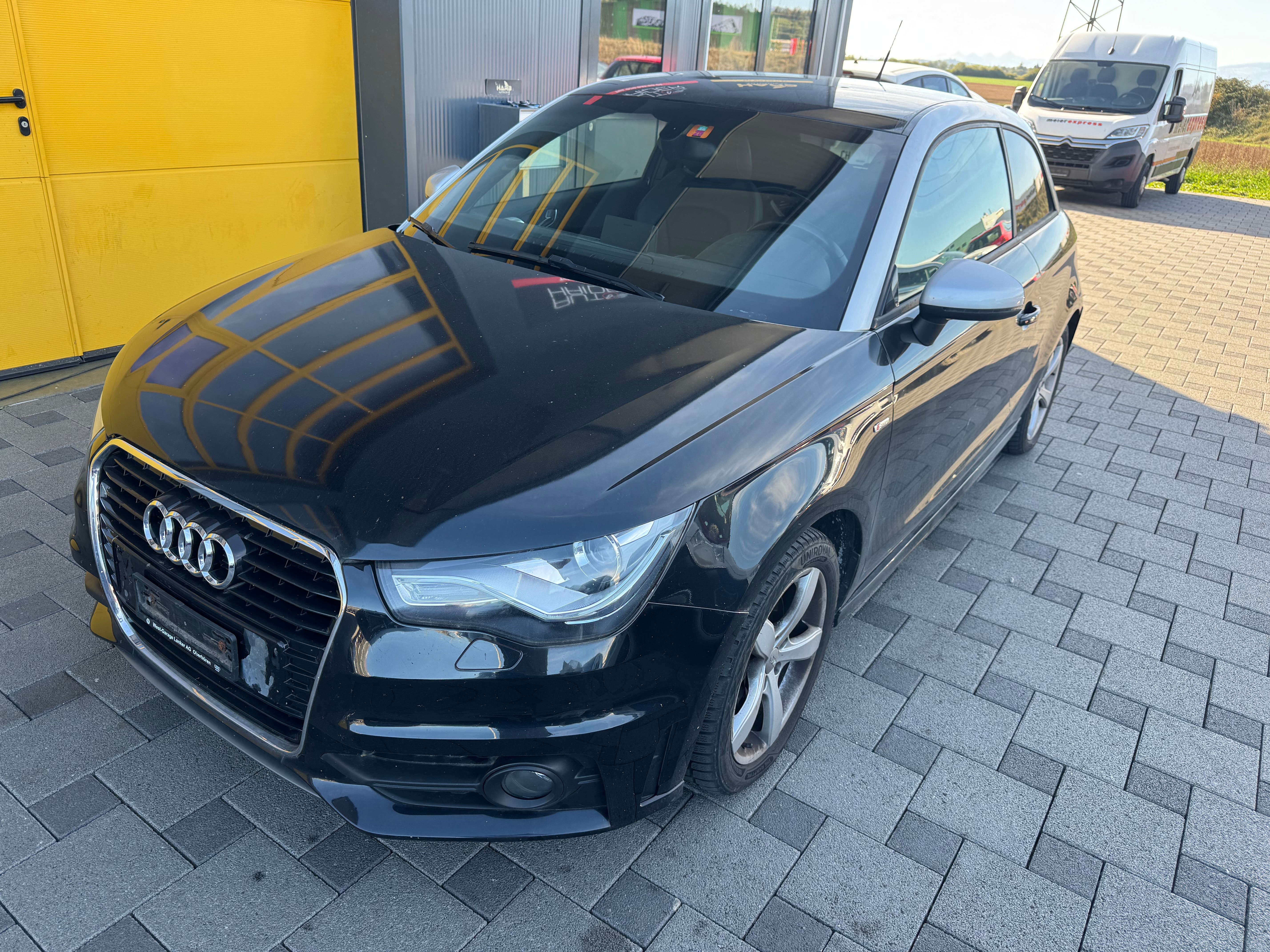 Car photo
