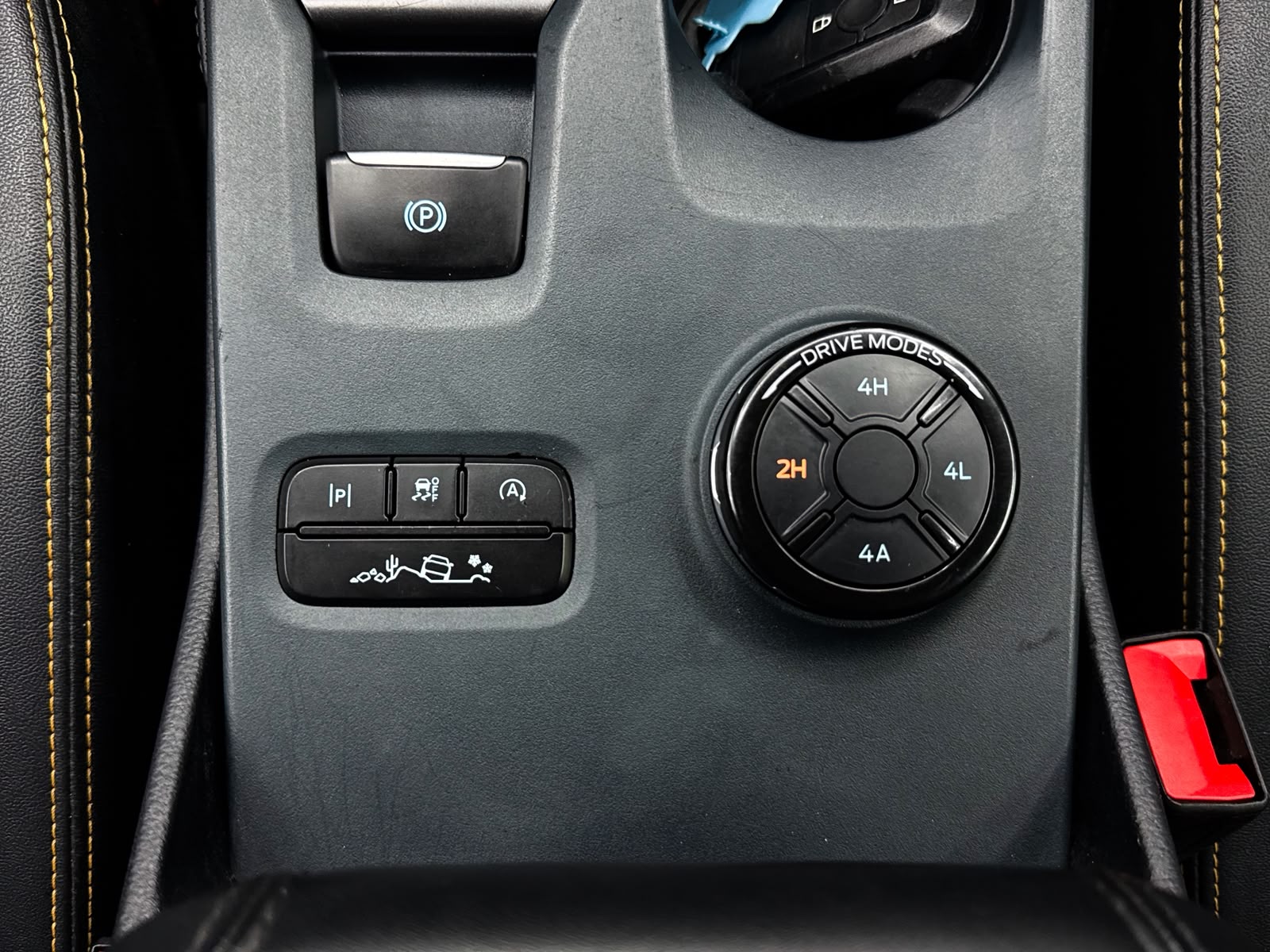 FORD Ranger Wildtrak X 2.0 Eco Blue e-4WD Automat-image-17