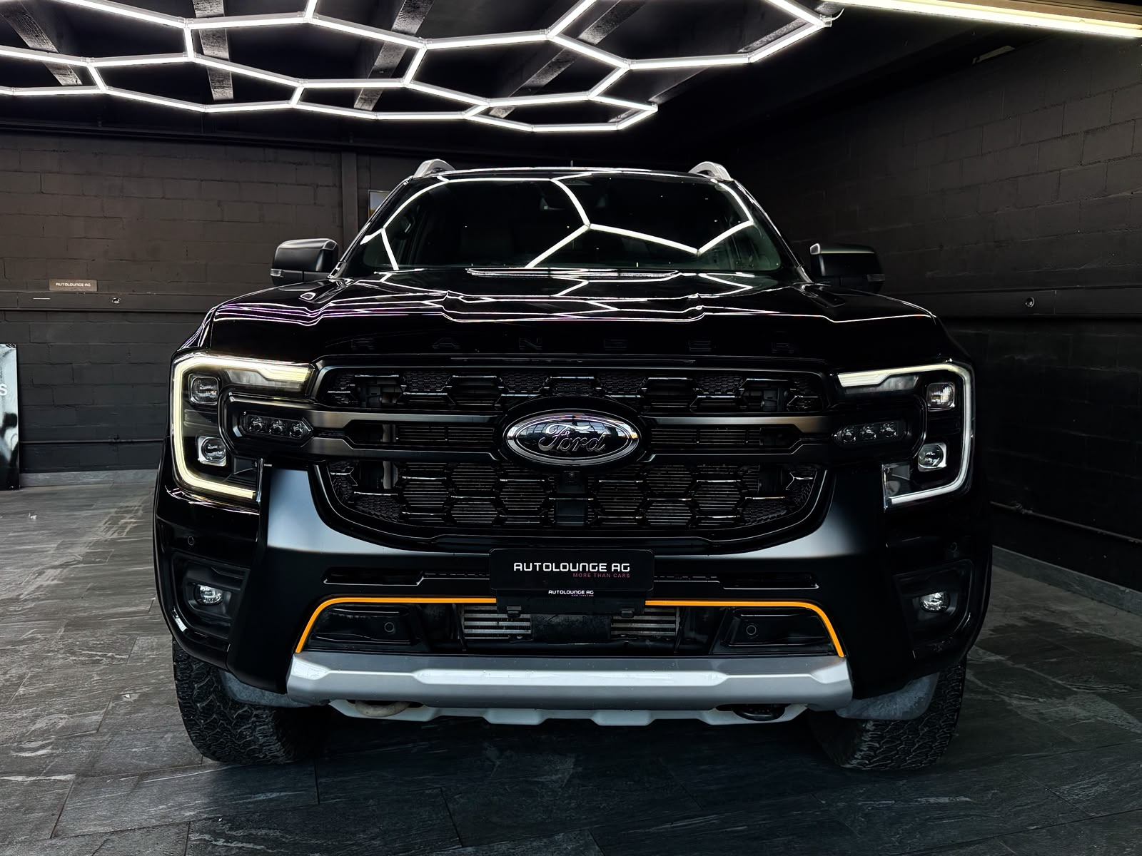 FORD Ranger Wildtrak X 2.0 Eco Blue e-4WD Automat-image-2