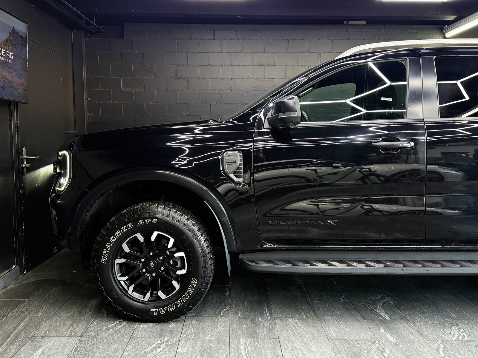 FORD Ranger Wildtrak X 2.0 Eco Blue e-4WD Automat-image-4