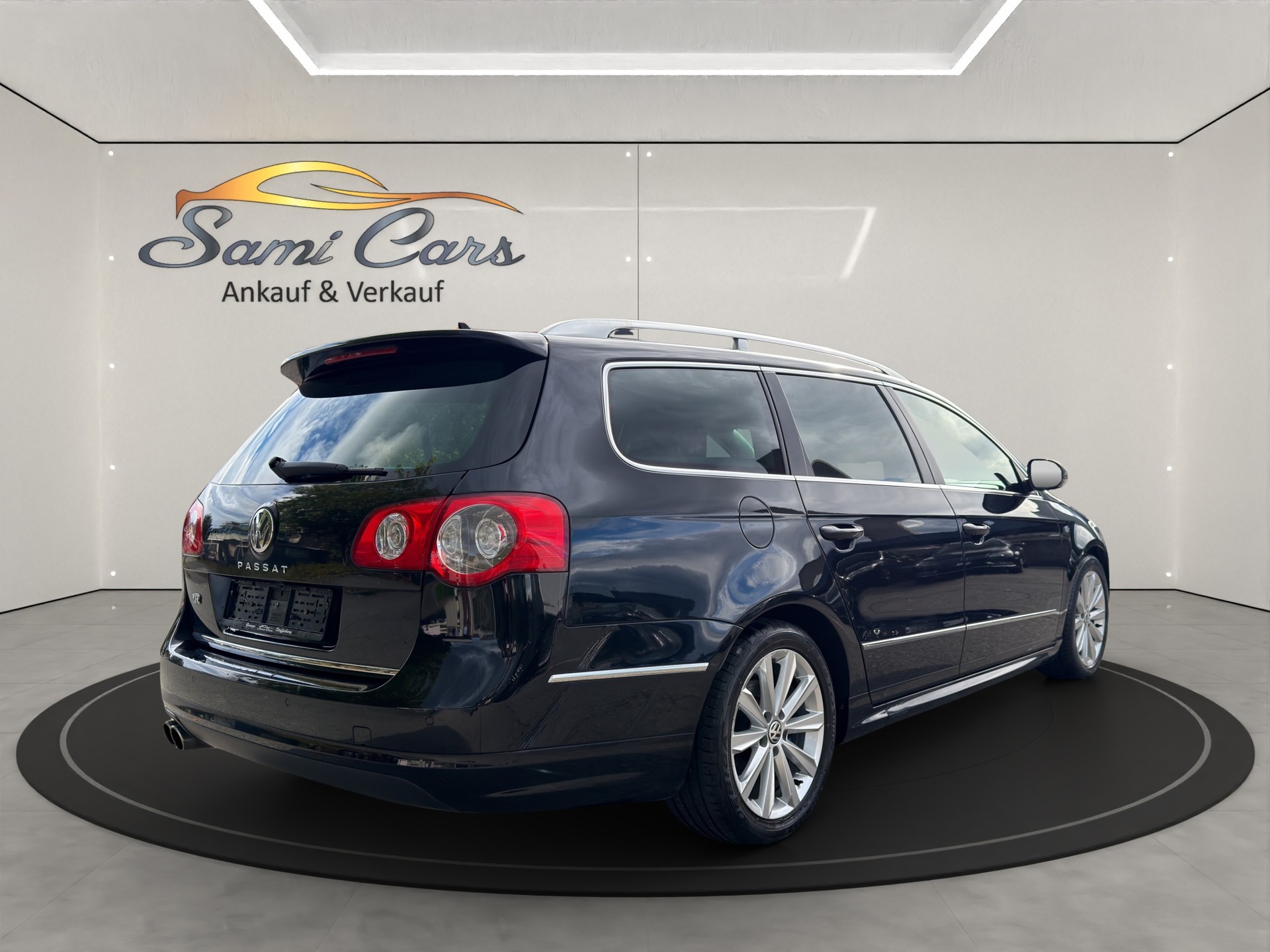 VW Passat Variant 2.0T FSI DSG R Line-image-4